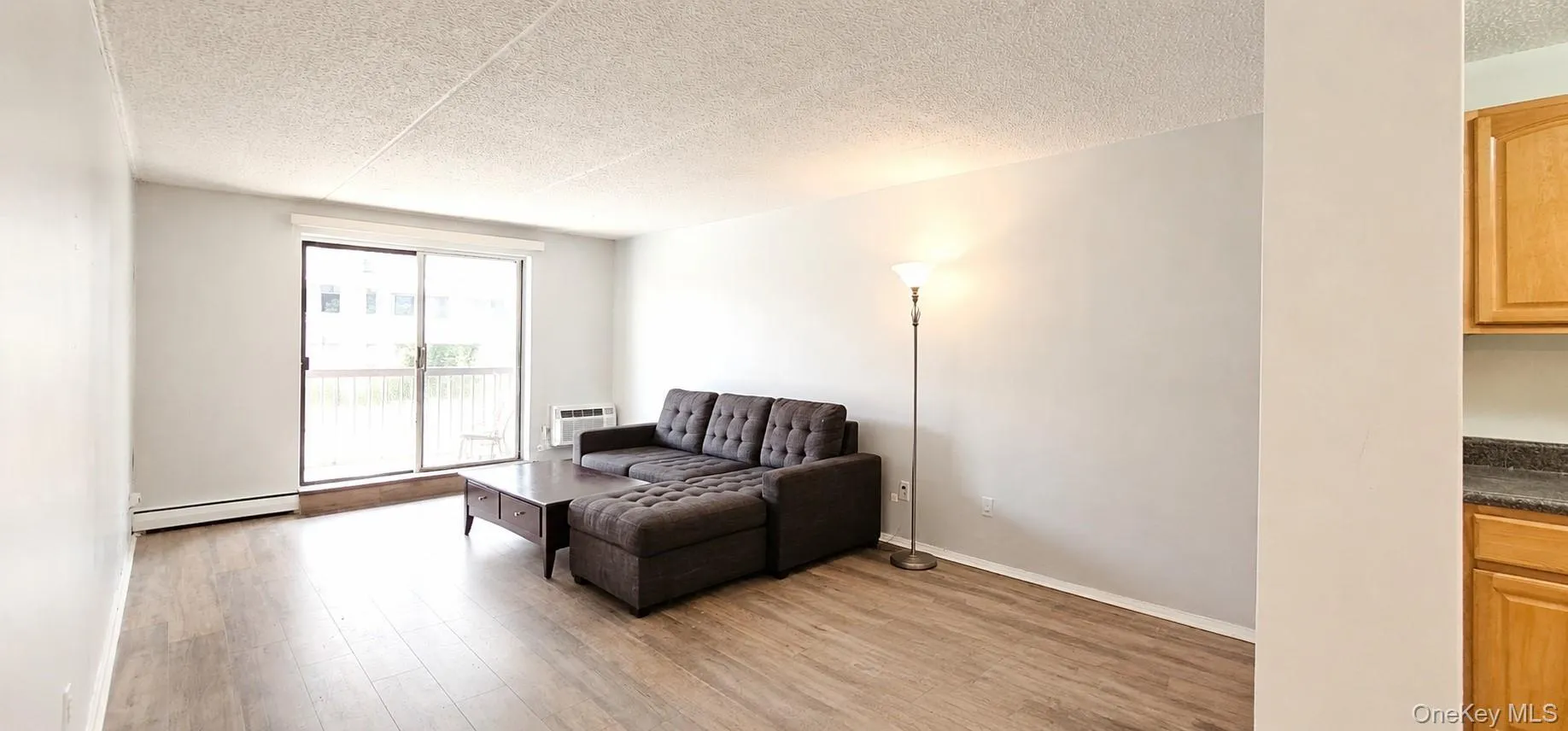 687 Bronx River Road, Yonkers, NY, 1 Bedroom Bedrooms, 5 Rooms Rooms,1 BathroomBathrooms,Residential,For Rent,Bronx River,0,1039130 687 Bronx River Road, Yonkers, NY, 1 Bedroom Bedrooms, 5 Rooms Rooms,1 BathroomBathrooms,Residential,For Rent,Bronx River,0,1039130