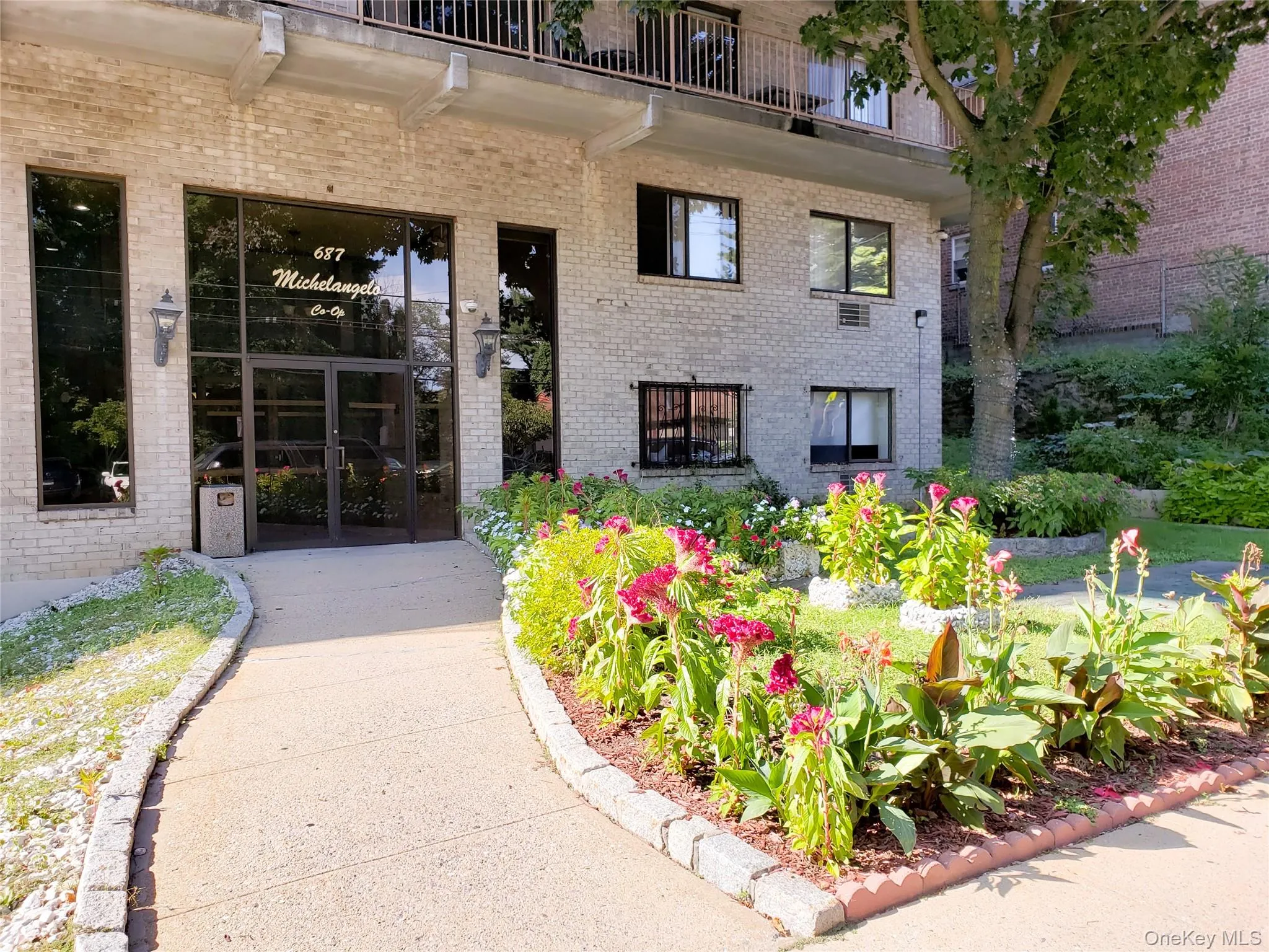 687 Bronx River Road, Yonkers, NY, 1 Bedroom Bedrooms, 5 Rooms Rooms,1 BathroomBathrooms,Residential,For Rent,Bronx River,0,1039130 687 Bronx River Road, Yonkers, NY, 1 Bedroom Bedrooms, 5 Rooms Rooms,1 BathroomBathrooms,Residential,For Rent,Bronx River,0,1039130