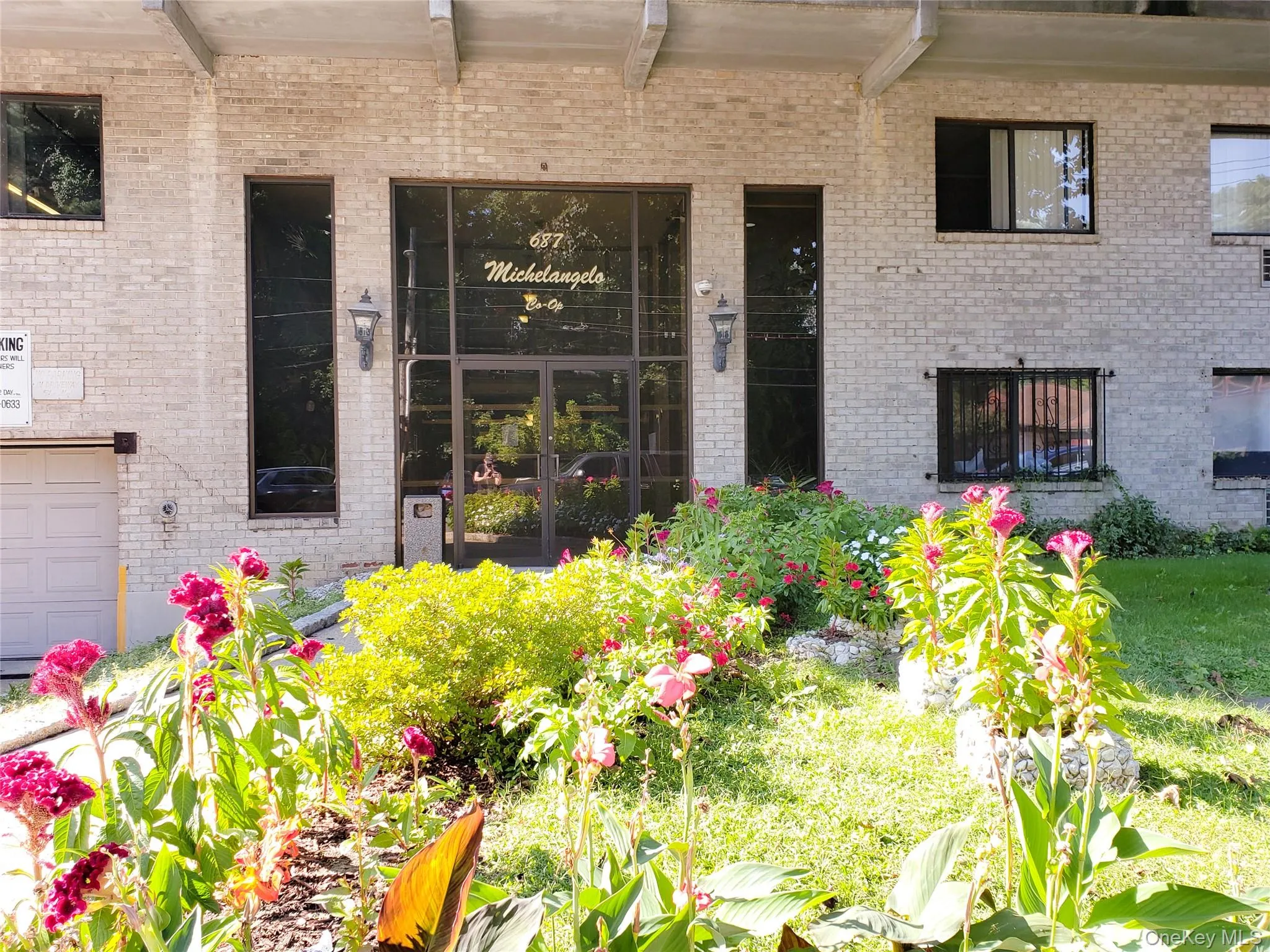687 Bronx River Road, Yonkers, NY, 1 Bedroom Bedrooms, 5 Rooms Rooms,1 BathroomBathrooms,Residential,For Rent,Bronx River,0,1039130 687 Bronx River Road, Yonkers, NY, 1 Bedroom Bedrooms, 5 Rooms Rooms,1 BathroomBathrooms,Residential,For Rent,Bronx River,0,1039130