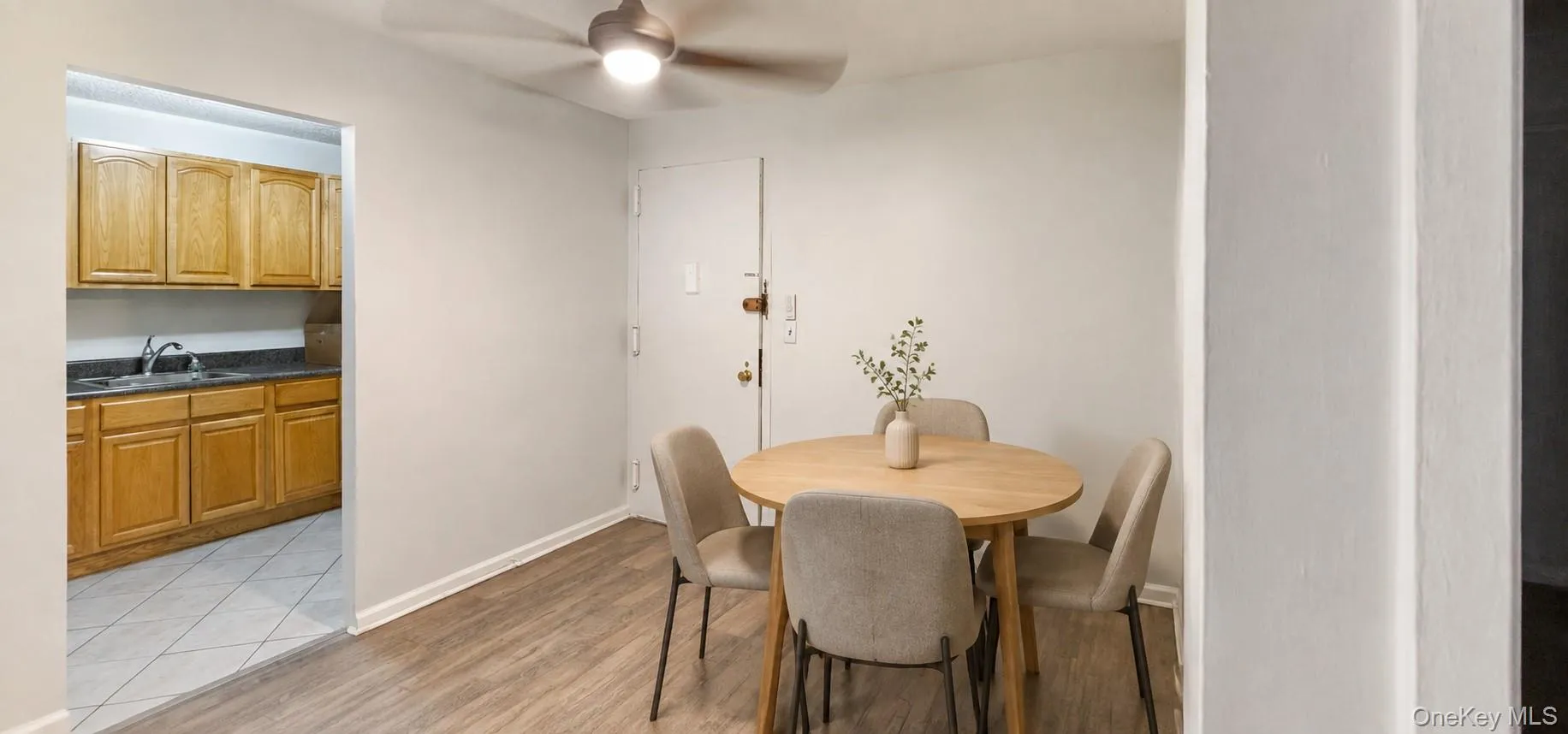 687 Bronx River Road, Yonkers, NY, 1 Bedroom Bedrooms, 5 Rooms Rooms,1 BathroomBathrooms,Residential,For Rent,Bronx River,0,1039130 687 Bronx River Road, Yonkers, NY, 1 Bedroom Bedrooms, 5 Rooms Rooms,1 BathroomBathrooms,Residential,For Rent,Bronx River,0,1039130