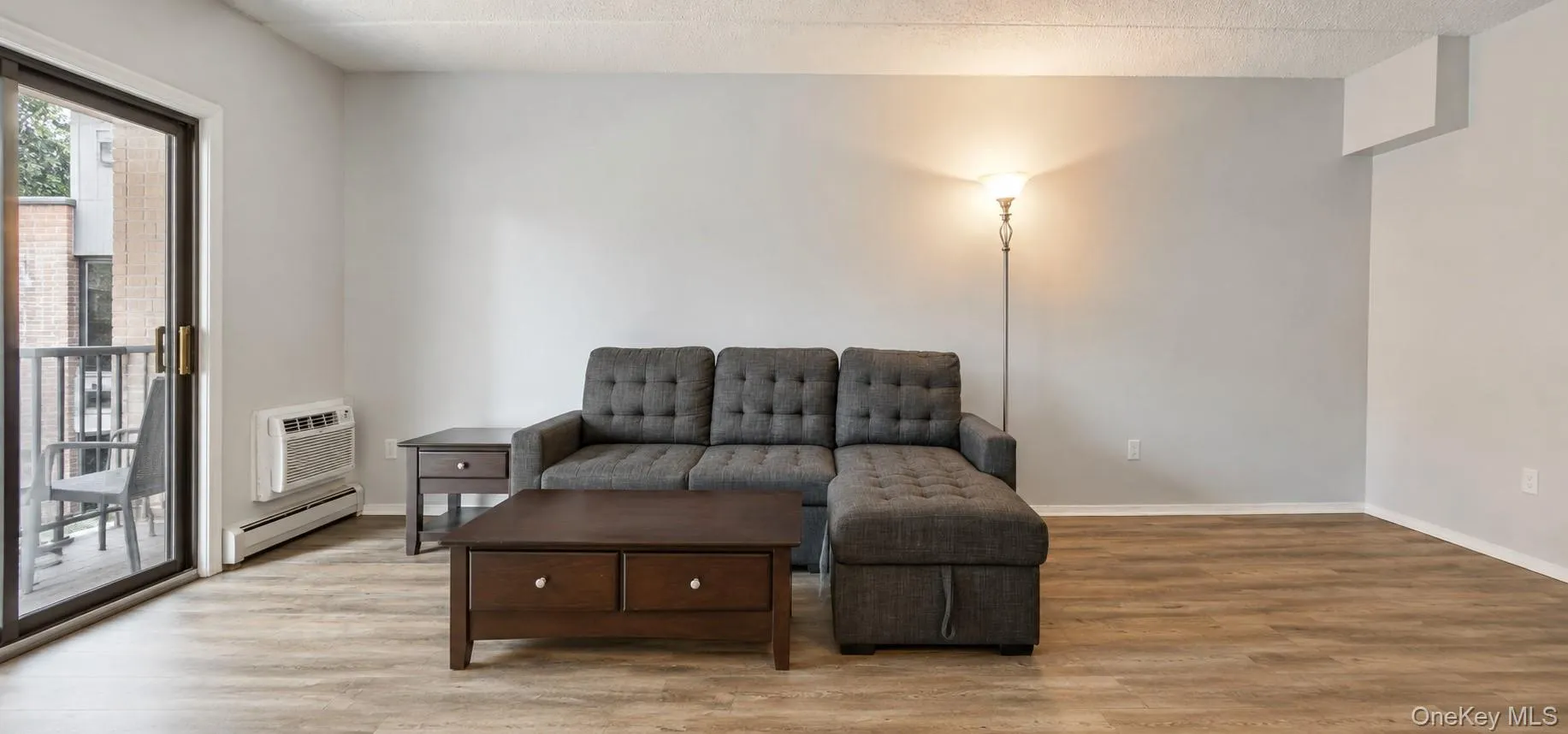 687 Bronx River Road, Yonkers, NY, 1 Bedroom Bedrooms, 5 Rooms Rooms,1 BathroomBathrooms,Residential,For Rent,Bronx River,0,1039130 687 Bronx River Road, Yonkers, NY, 1 Bedroom Bedrooms, 5 Rooms Rooms,1 BathroomBathrooms,Residential,For Rent,Bronx River,0,1039130
