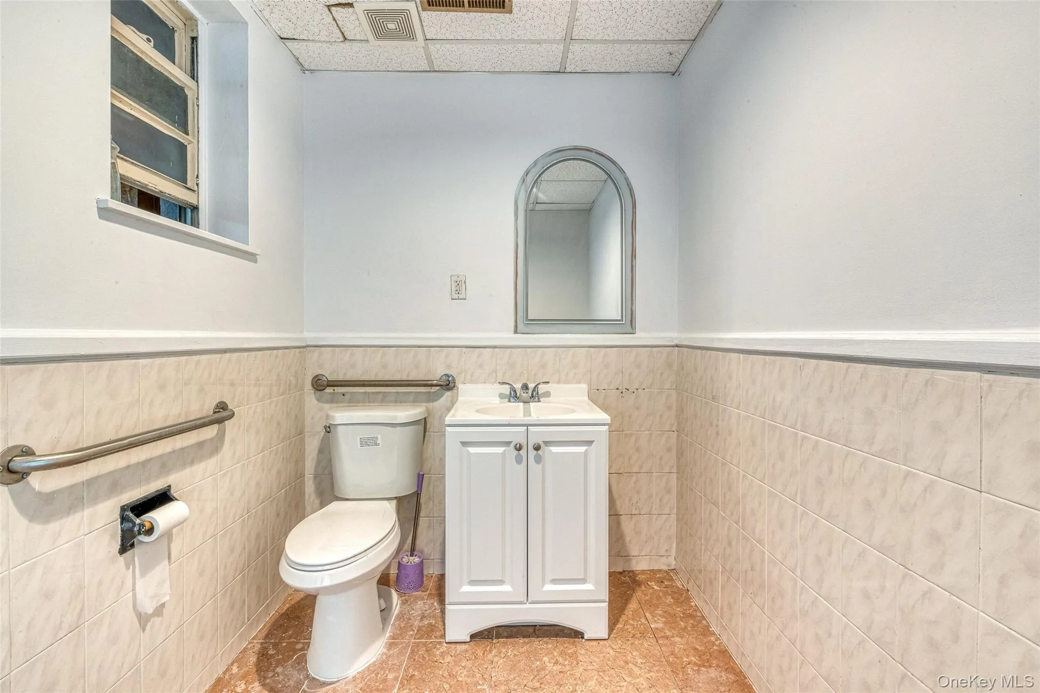 153-155 Woodbury Road, Oyster Bay, NY, ,Commercial Lease,For Rent,Woodbury,0,1039134 153-155 Woodbury Road, Oyster Bay, NY, ,Commercial Lease,For Rent,Woodbury,0,1039134
