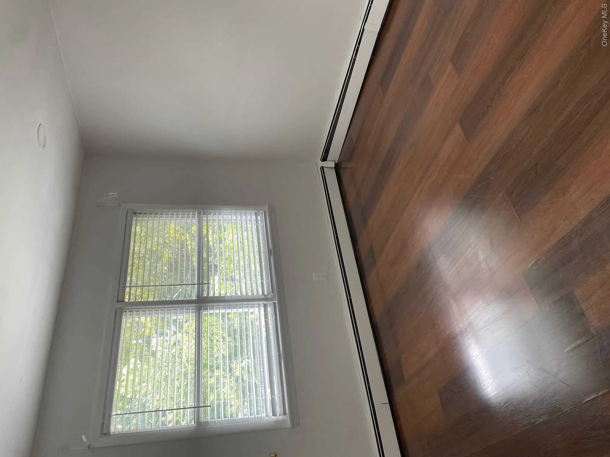 2 Rocco Drive, Huntington, NY, 1 Bedroom Bedrooms, 3 Rooms Rooms,1 BathroomBathrooms,Residential Lease,For Rent,Rocco,0,1039135 2 Rocco Drive, Huntington, NY, 1 Bedroom Bedrooms, 3 Rooms Rooms,1 BathroomBathrooms,Residential Lease,For Rent,Rocco,0,1039135