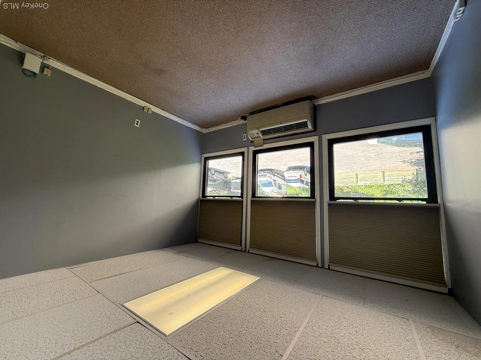 2042 N. Country Rd., Riverhead, NY, ,Commercial Lease,For Rent,Rd.,0,1039141 2042 N. Country Rd., Riverhead, NY, ,Commercial Lease,For Rent,Rd.,0,1039141
