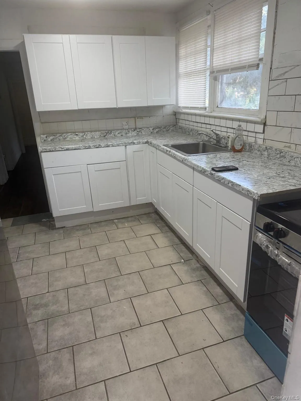 34 Midland Avenue, Brookhaven, NY, 4 Bedrooms Bedrooms, 6 Rooms Rooms,1 BathroomBathrooms,Residential,For Rent,Midland,0,1039142 34 Midland Avenue, Brookhaven, NY, 4 Bedrooms Bedrooms, 6 Rooms Rooms,1 BathroomBathrooms,Residential,For Rent,Midland,0,1039142