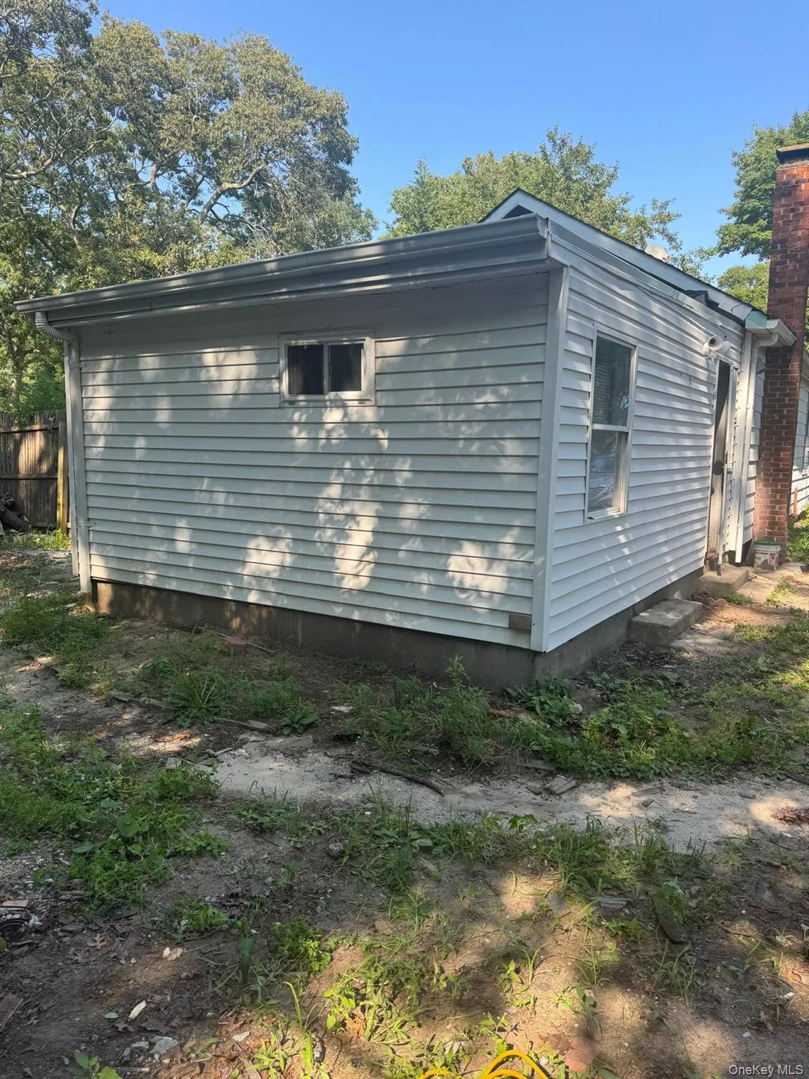 34 Midland Avenue, Brookhaven, NY, 4 Bedrooms Bedrooms, 6 Rooms Rooms,1 BathroomBathrooms,Residential,For Rent,Midland,0,1039142 34 Midland Avenue, Brookhaven, NY, 4 Bedrooms Bedrooms, 6 Rooms Rooms,1 BathroomBathrooms,Residential,For Rent,Midland,0,1039142