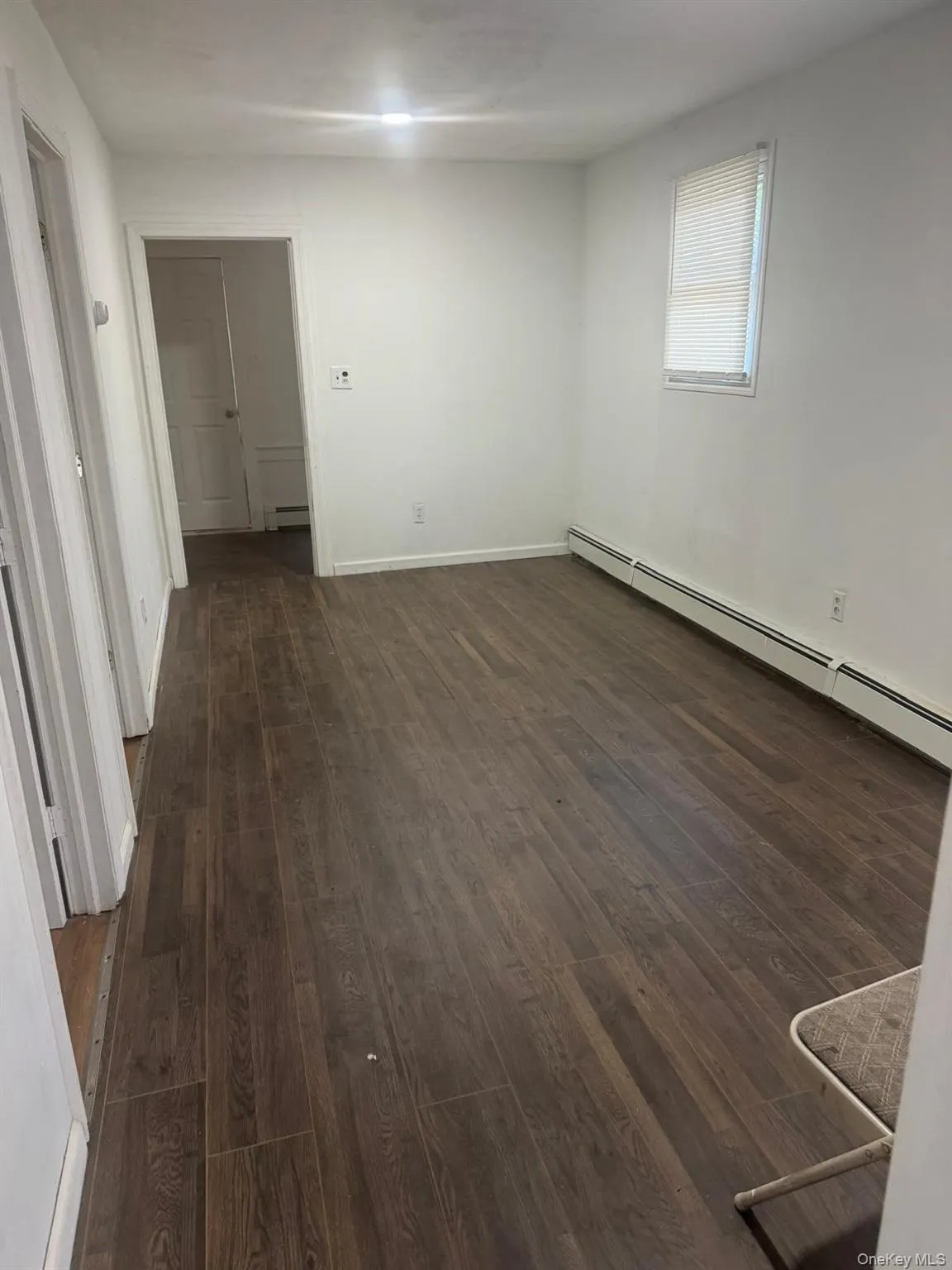 34 Midland Avenue, Brookhaven, NY, 4 Bedrooms Bedrooms, 6 Rooms Rooms,1 BathroomBathrooms,Residential,For Rent,Midland,0,1039142 34 Midland Avenue, Brookhaven, NY, 4 Bedrooms Bedrooms, 6 Rooms Rooms,1 BathroomBathrooms,Residential,For Rent,Midland,0,1039142