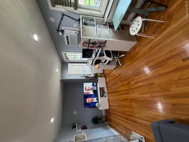 65-50 224 Street, New York, NY, 2 Bedrooms Bedrooms, 4 Rooms Rooms,1 BathroomBathrooms,Residential,For Rent,224,0,1039144 65-50 224 Street, New York, NY, 2 Bedrooms Bedrooms, 4 Rooms Rooms,1 BathroomBathrooms,Residential,For Rent,224,0,1039144