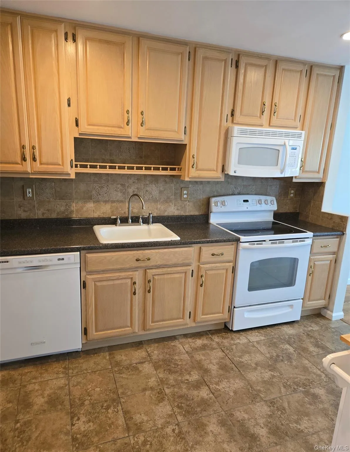 1506 Pondcrest Lane, Greenburgh, NY, 3 Bedrooms Bedrooms, 7 Rooms Rooms,2 BathroomsBathrooms,Residential,For Rent,Pondcrest,0,1039146 1506 Pondcrest Lane, Greenburgh, NY, 3 Bedrooms Bedrooms, 7 Rooms Rooms,2 BathroomsBathrooms,Residential,For Rent,Pondcrest,0,1039146