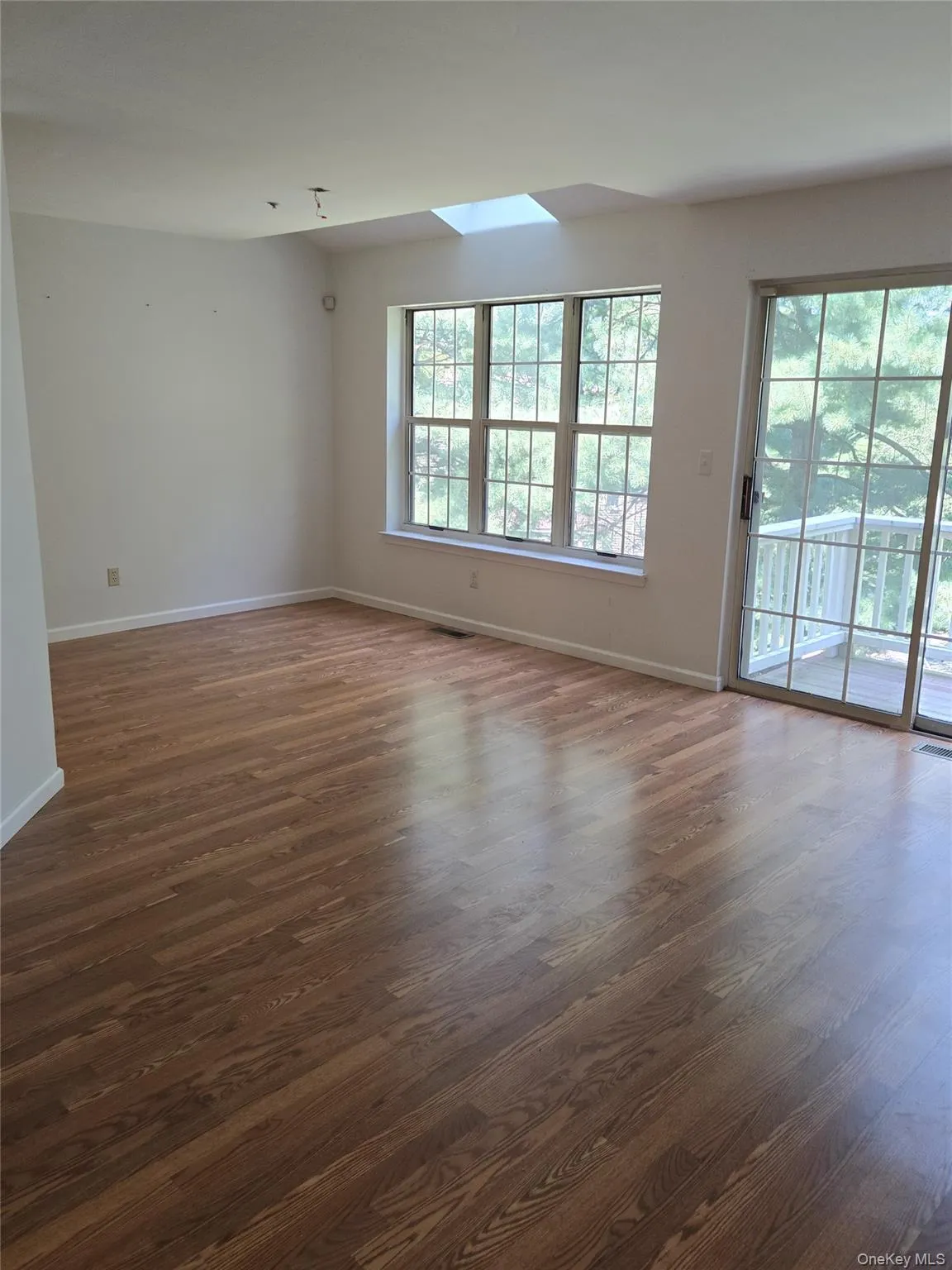 1506 Pondcrest Lane, Greenburgh, NY, 3 Bedrooms Bedrooms, 7 Rooms Rooms,2 BathroomsBathrooms,Residential,For Rent,Pondcrest,0,1039146 1506 Pondcrest Lane, Greenburgh, NY, 3 Bedrooms Bedrooms, 7 Rooms Rooms,2 BathroomsBathrooms,Residential,For Rent,Pondcrest,0,1039146