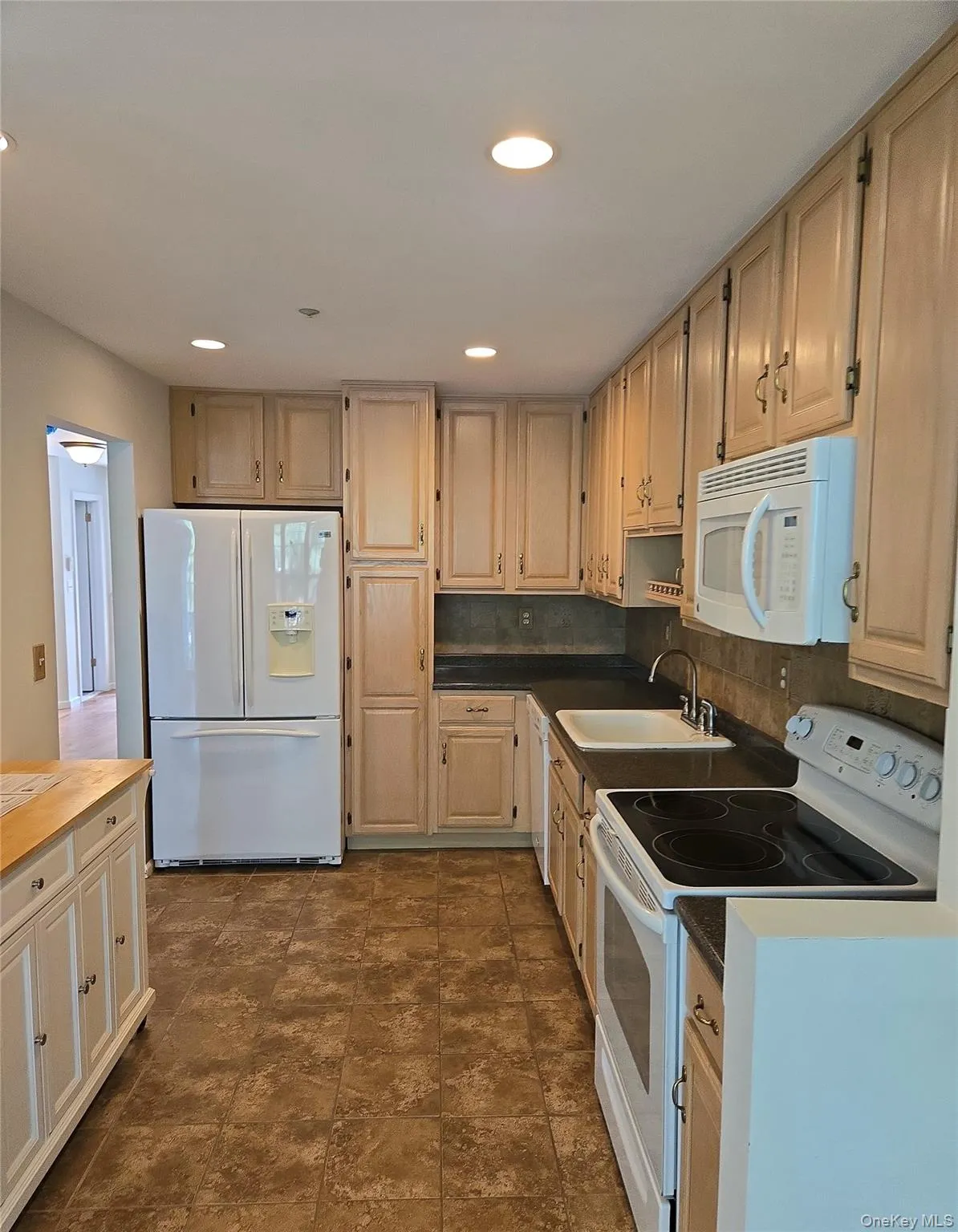 1506 Pondcrest Lane, Greenburgh, NY, 3 Bedrooms Bedrooms, 7 Rooms Rooms,2 BathroomsBathrooms,Residential,For Rent,Pondcrest,0,1039146 1506 Pondcrest Lane, Greenburgh, NY, 3 Bedrooms Bedrooms, 7 Rooms Rooms,2 BathroomsBathrooms,Residential,For Rent,Pondcrest,0,1039146