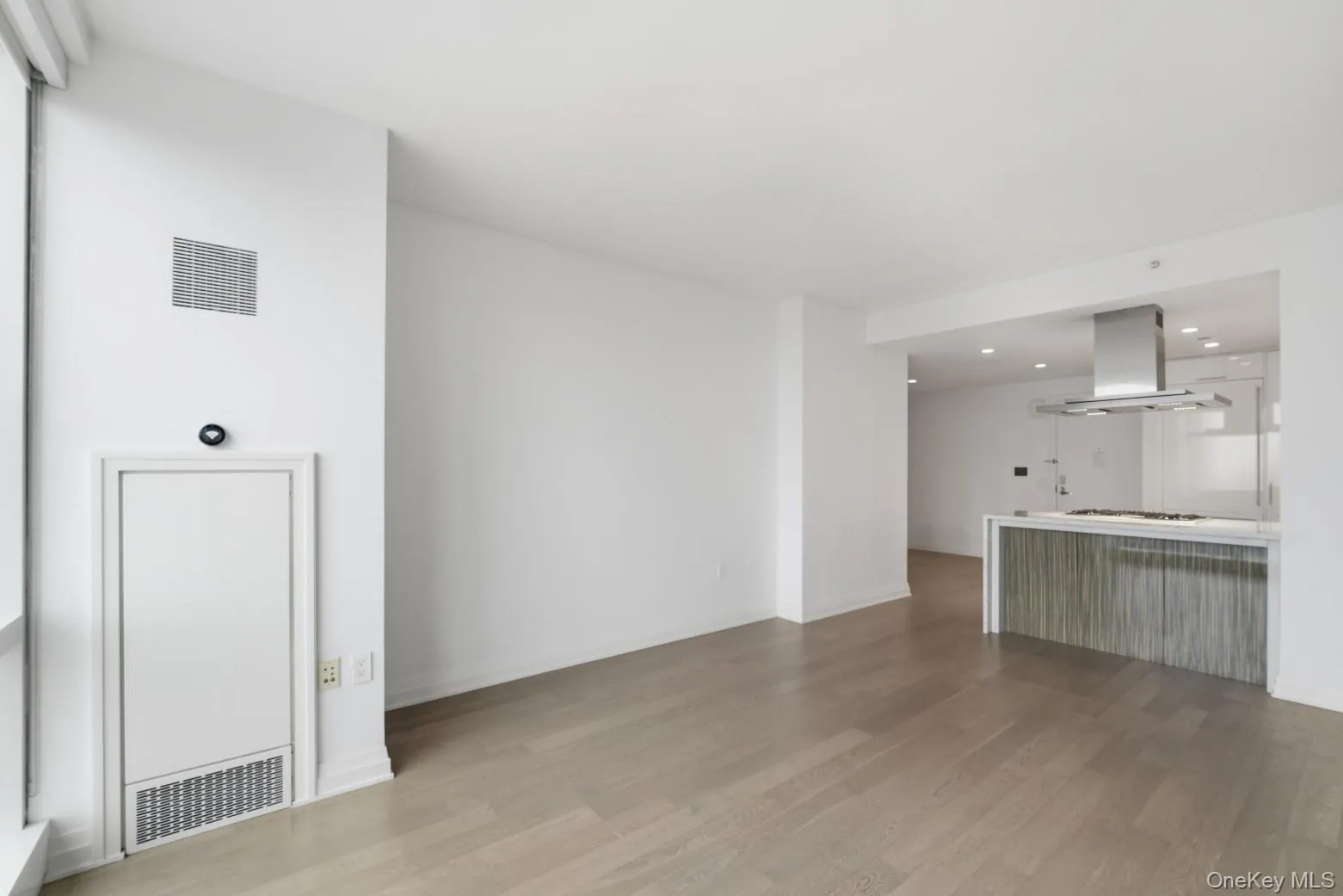 460 W 42nd Street, New York, NY, 1 Bedroom Bedrooms, 3 Rooms Rooms,1 BathroomBathrooms,Residential Lease,For Rent,W 42nd Street,0,1039156 460 W 42nd Street, New York, NY, 1 Bedroom Bedrooms, 3 Rooms Rooms,1 BathroomBathrooms,Residential Lease,For Rent,W 42nd Street,0,1039156