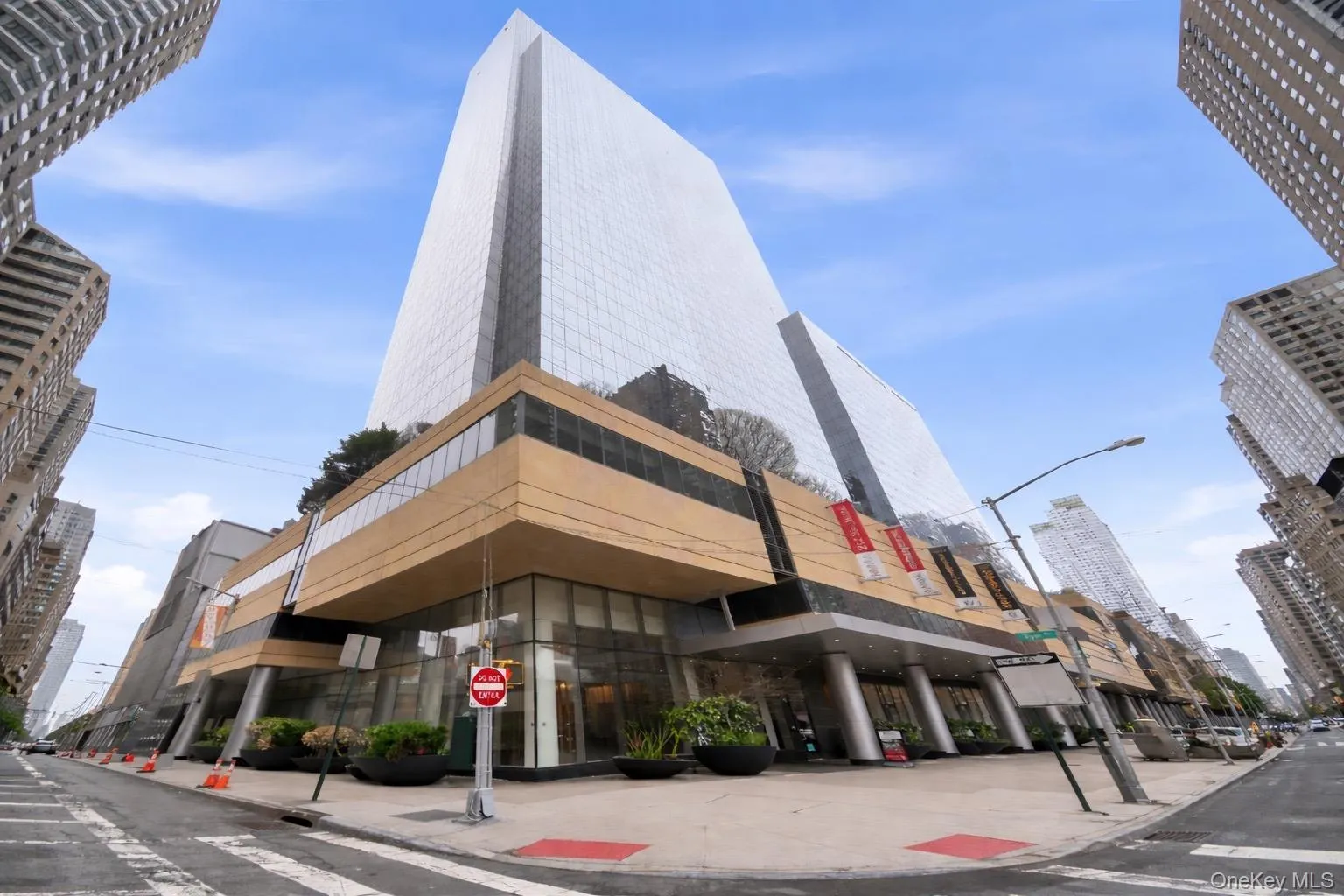 460 W 42nd Street, New York, NY, 1 Bedroom Bedrooms, 3 Rooms Rooms,1 BathroomBathrooms,Residential Lease,For Rent,W 42nd Street,0,1039156 460 W 42nd Street, New York, NY, 1 Bedroom Bedrooms, 3 Rooms Rooms,1 BathroomBathrooms,Residential Lease,For Rent,W 42nd Street,0,1039156