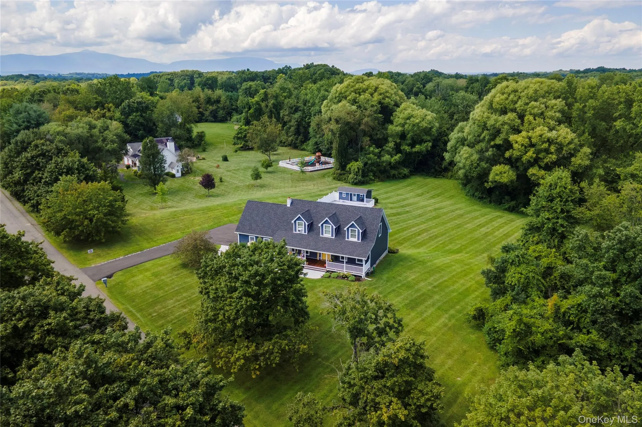 24 Quail Lane, Clermont, NY, 4 Bedrooms Bedrooms, 7 Rooms Rooms,2 BathroomsBathrooms,Residential,For Rent,Quail,0,1039158 24 Quail Lane, Clermont, NY, 4 Bedrooms Bedrooms, 7 Rooms Rooms,2 BathroomsBathrooms,Residential,For Rent,Quail,0,1039158