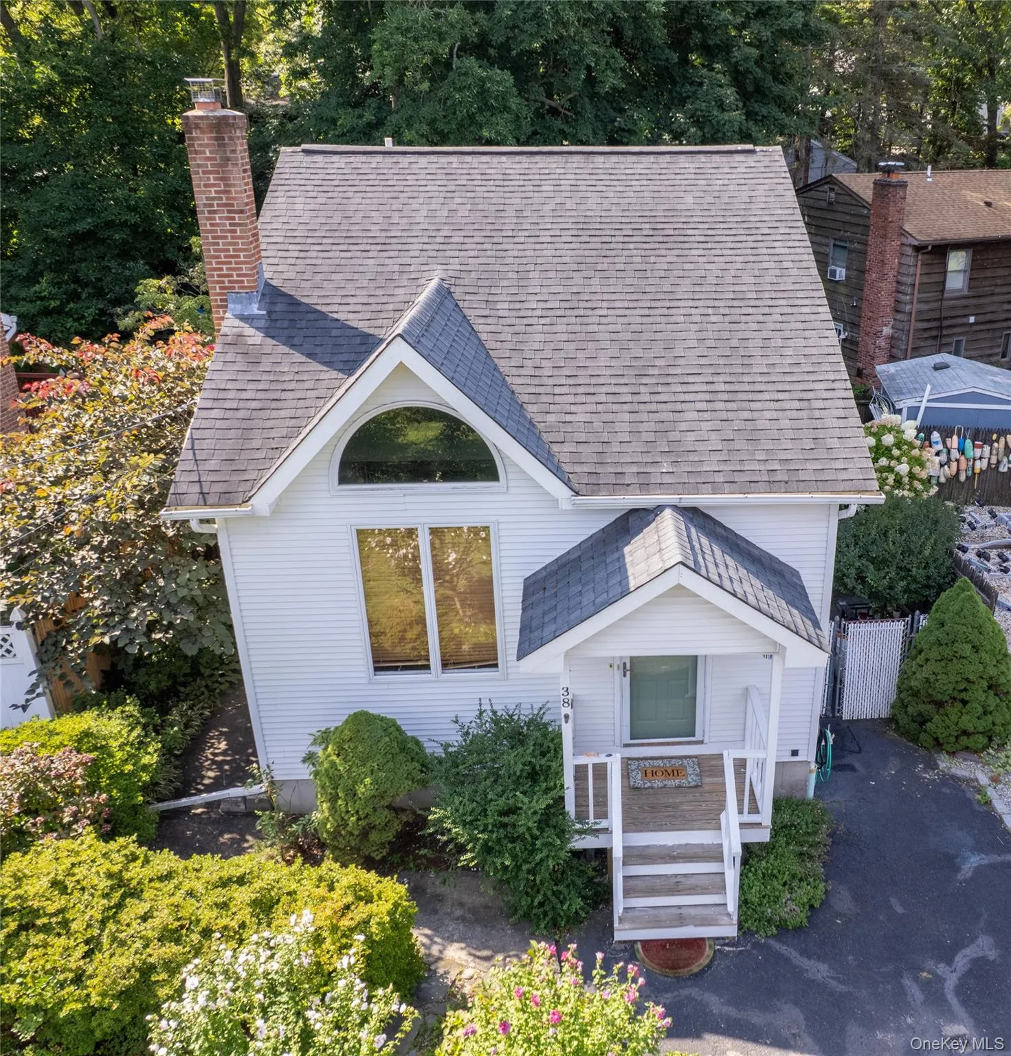38 Montauk Road, Brookhaven, NY, 2 Bedrooms Bedrooms, 6 Rooms Rooms,2 BathroomsBathrooms,Residential,For Rent,Montauk,0,1039159 38 Montauk Road, Brookhaven, NY, 2 Bedrooms Bedrooms, 6 Rooms Rooms,2 BathroomsBathrooms,Residential,For Rent,Montauk,0,1039159