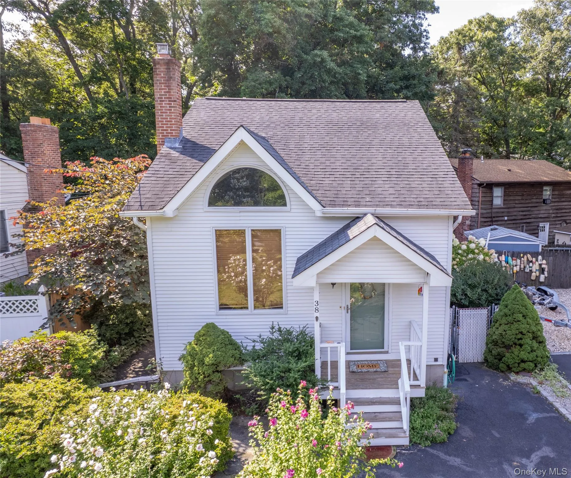 38 Montauk Road, Brookhaven, NY, 2 Bedrooms Bedrooms, 6 Rooms Rooms,2 BathroomsBathrooms,Residential,For Rent,Montauk,0,1039159 38 Montauk Road, Brookhaven, NY, 2 Bedrooms Bedrooms, 6 Rooms Rooms,2 BathroomsBathrooms,Residential,For Rent,Montauk,0,1039159