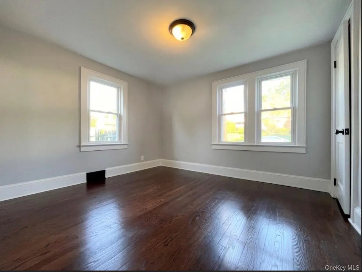 26 Gardner Avenue, Middletown, NY, 2 Bedrooms Bedrooms, 5 Rooms Rooms,1 BathroomBathrooms,Residential,For Rent,Gardner,0,1039162 26 Gardner Avenue, Middletown, NY, 2 Bedrooms Bedrooms, 5 Rooms Rooms,1 BathroomBathrooms,Residential,For Rent,Gardner,0,1039162