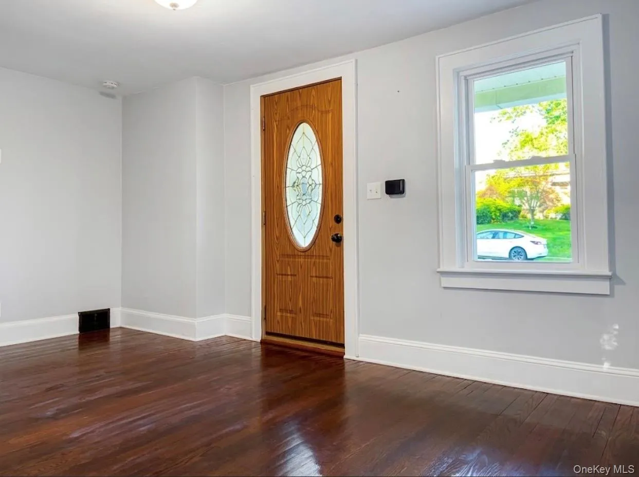 26 Gardner Avenue, Middletown, NY, 2 Bedrooms Bedrooms, 5 Rooms Rooms,1 BathroomBathrooms,Residential,For Rent,Gardner,0,1039162 26 Gardner Avenue, Middletown, NY, 2 Bedrooms Bedrooms, 5 Rooms Rooms,1 BathroomBathrooms,Residential,For Rent,Gardner,0,1039162