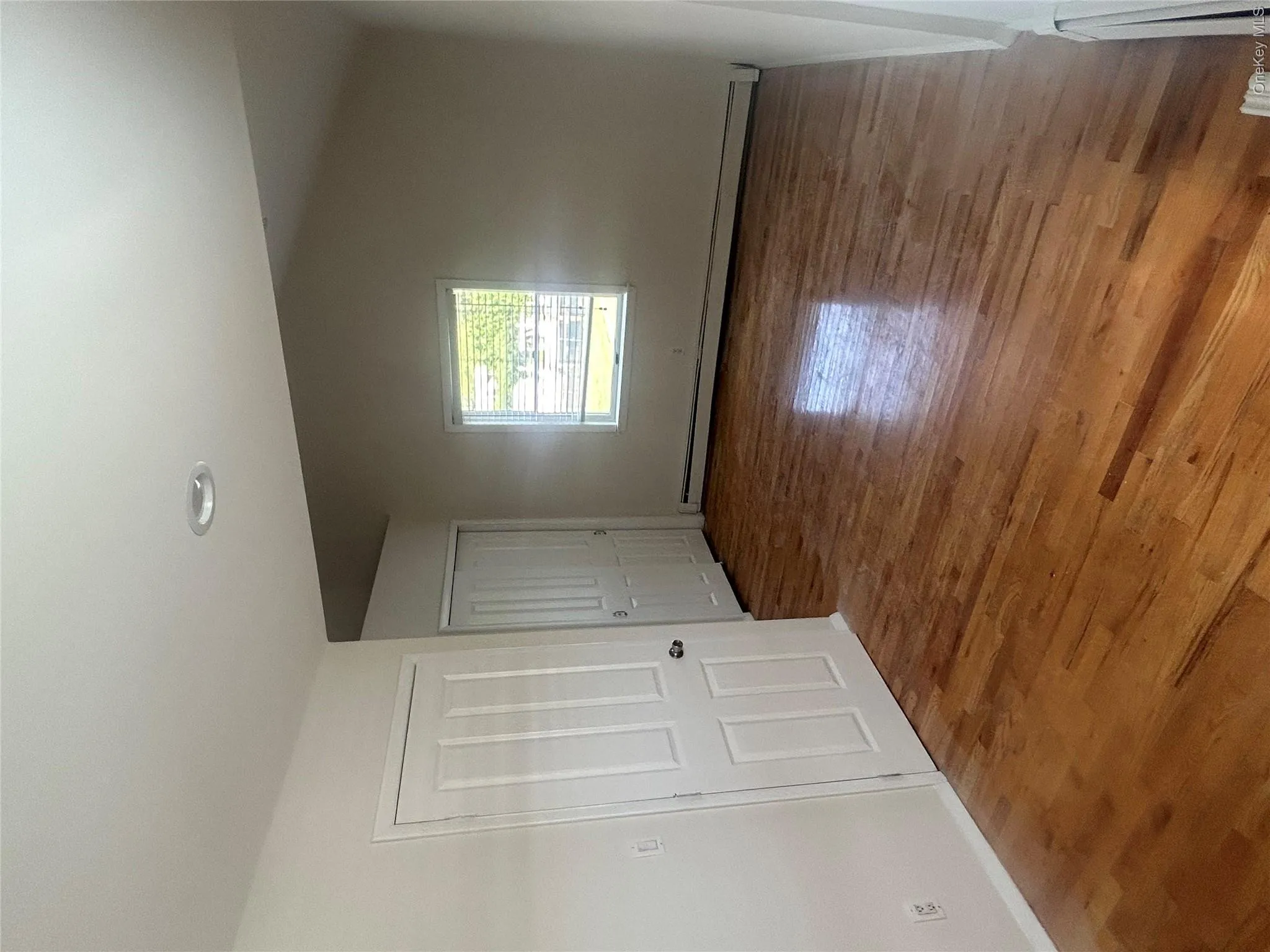 75 Mc Cue Lane, Babylon, NY, 2 Bedrooms Bedrooms, 4 Rooms Rooms,1 BathroomBathrooms,Residential Lease,For Rent,Mc Cue,0,1039168 75 Mc Cue Lane, Babylon, NY, 2 Bedrooms Bedrooms, 4 Rooms Rooms,1 BathroomBathrooms,Residential Lease,For Rent,Mc Cue,0,1039168