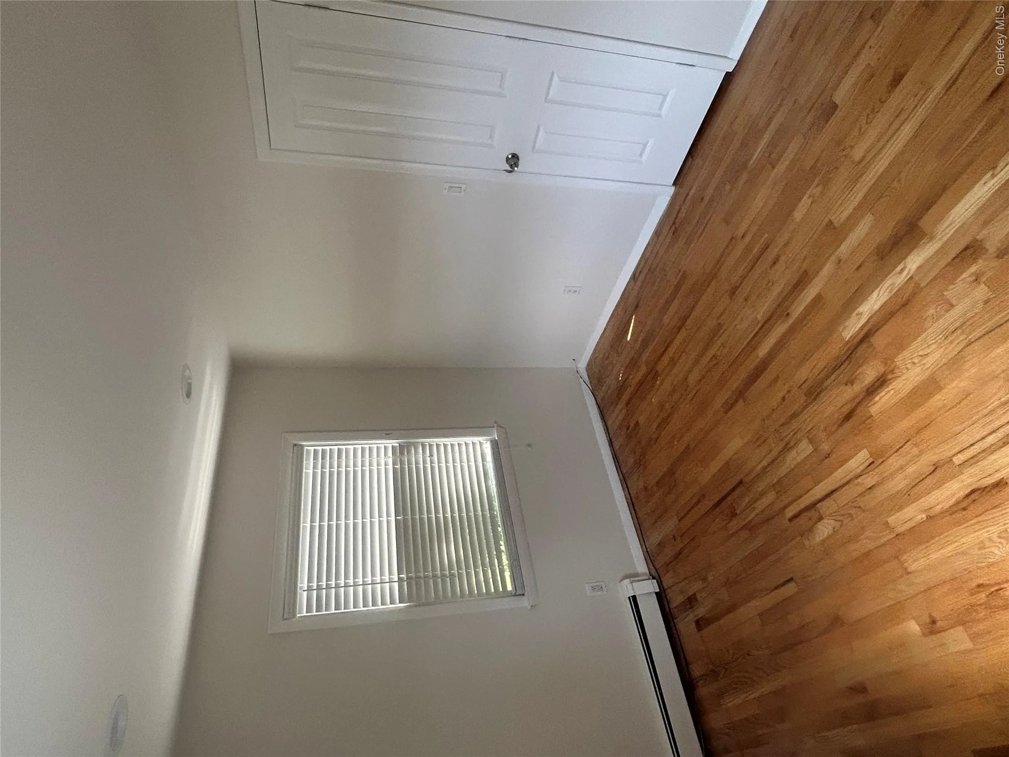 75 Mc Cue Lane, Babylon, NY, 2 Bedrooms Bedrooms, 4 Rooms Rooms,1 BathroomBathrooms,Residential Lease,For Rent,Mc Cue,0,1039168 75 Mc Cue Lane, Babylon, NY, 2 Bedrooms Bedrooms, 4 Rooms Rooms,1 BathroomBathrooms,Residential Lease,For Rent,Mc Cue,0,1039168