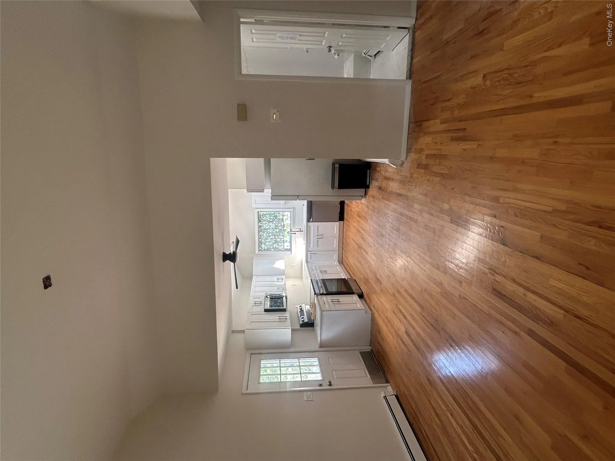 75 Mc Cue Lane, Babylon, NY, 2 Bedrooms Bedrooms, 4 Rooms Rooms,1 BathroomBathrooms,Residential Lease,For Rent,Mc Cue,0,1039168 75 Mc Cue Lane, Babylon, NY, 2 Bedrooms Bedrooms, 4 Rooms Rooms,1 BathroomBathrooms,Residential Lease,For Rent,Mc Cue,0,1039168