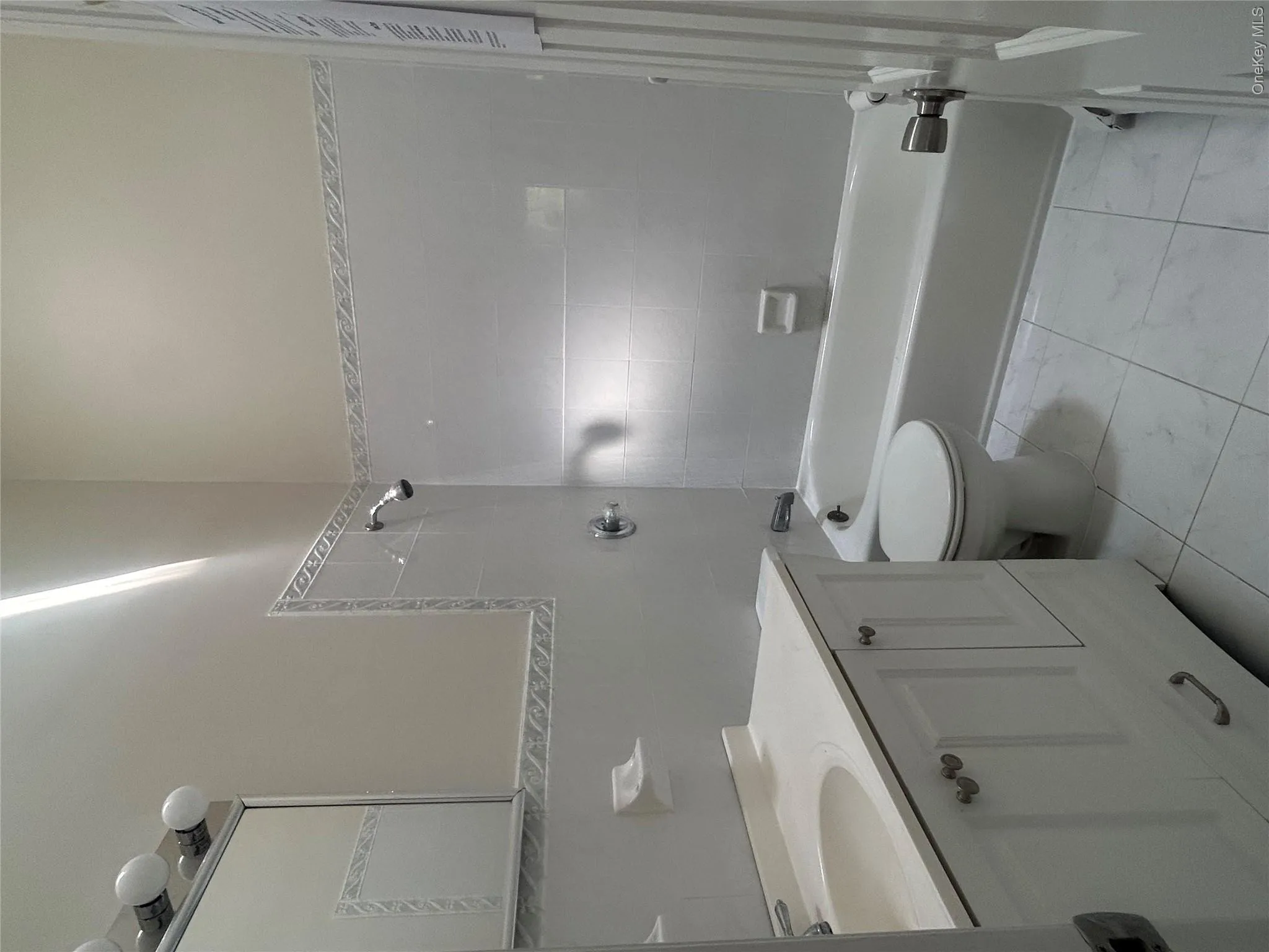75 Mc Cue Lane, Babylon, NY, 2 Bedrooms Bedrooms, 4 Rooms Rooms,1 BathroomBathrooms,Residential Lease,For Rent,Mc Cue,0,1039168 75 Mc Cue Lane, Babylon, NY, 2 Bedrooms Bedrooms, 4 Rooms Rooms,1 BathroomBathrooms,Residential Lease,For Rent,Mc Cue,0,1039168