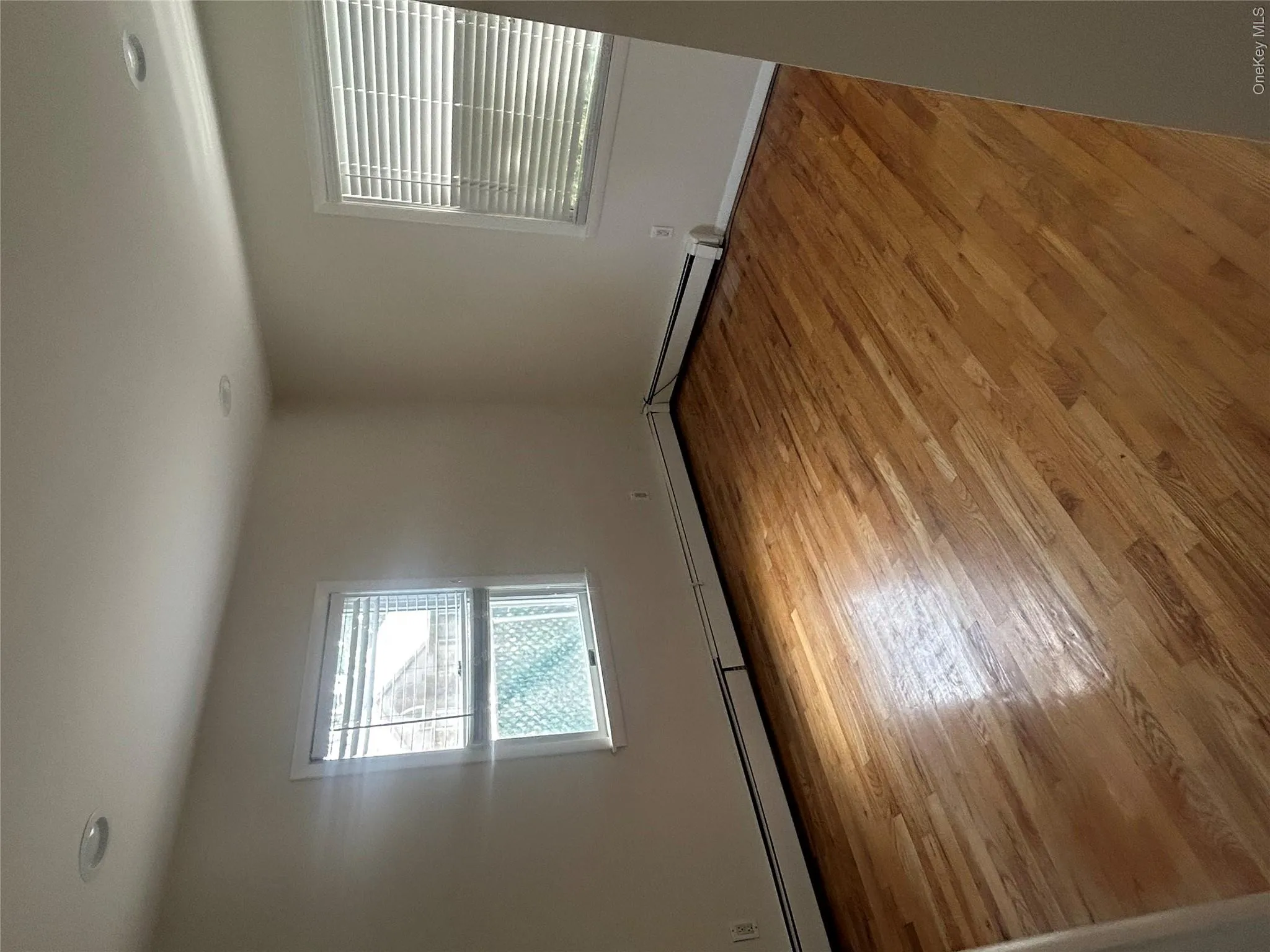 75 Mc Cue Lane, Babylon, NY, 2 Bedrooms Bedrooms, 4 Rooms Rooms,1 BathroomBathrooms,Residential Lease,For Rent,Mc Cue,0,1039168 75 Mc Cue Lane, Babylon, NY, 2 Bedrooms Bedrooms, 4 Rooms Rooms,1 BathroomBathrooms,Residential Lease,For Rent,Mc Cue,0,1039168