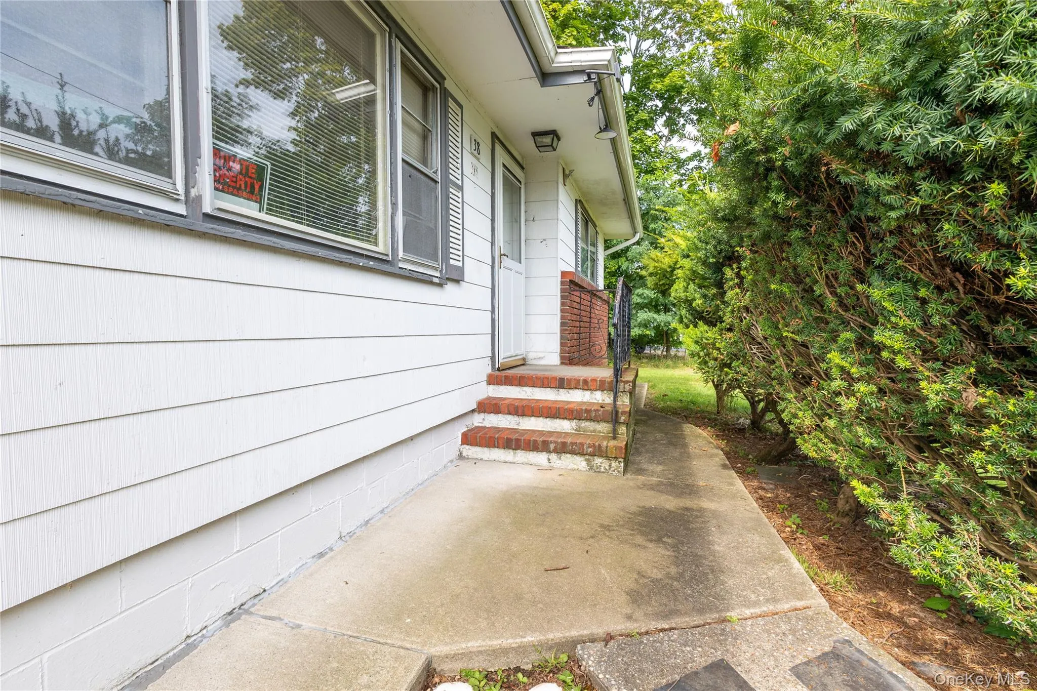 38 Sams Path, Brookhaven, NY, 2 Bedrooms Bedrooms, 4 Rooms Rooms,1 BathroomBathrooms,Residential,For Rent,Sams,0,1039169 38 Sams Path, Brookhaven, NY, 2 Bedrooms Bedrooms, 4 Rooms Rooms,1 BathroomBathrooms,Residential,For Rent,Sams,0,1039169