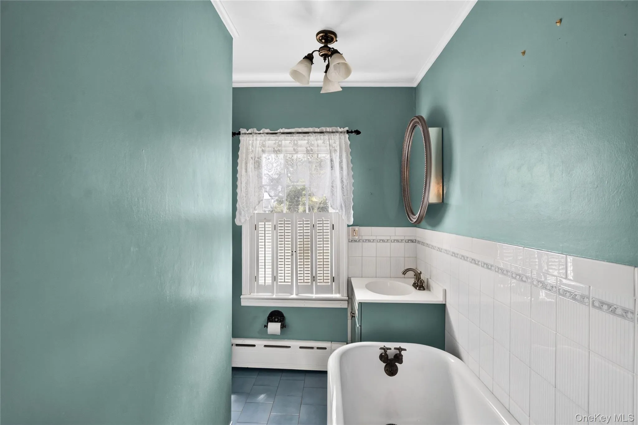 51 Hamilton Street, Islip, NY, 3 Bedrooms Bedrooms, 9 Rooms Rooms,2 BathroomsBathrooms,Residential,For Rent,Hamilton,0,1039180 51 Hamilton Street, Islip, NY, 3 Bedrooms Bedrooms, 9 Rooms Rooms,2 BathroomsBathrooms,Residential,For Rent,Hamilton,0,1039180
