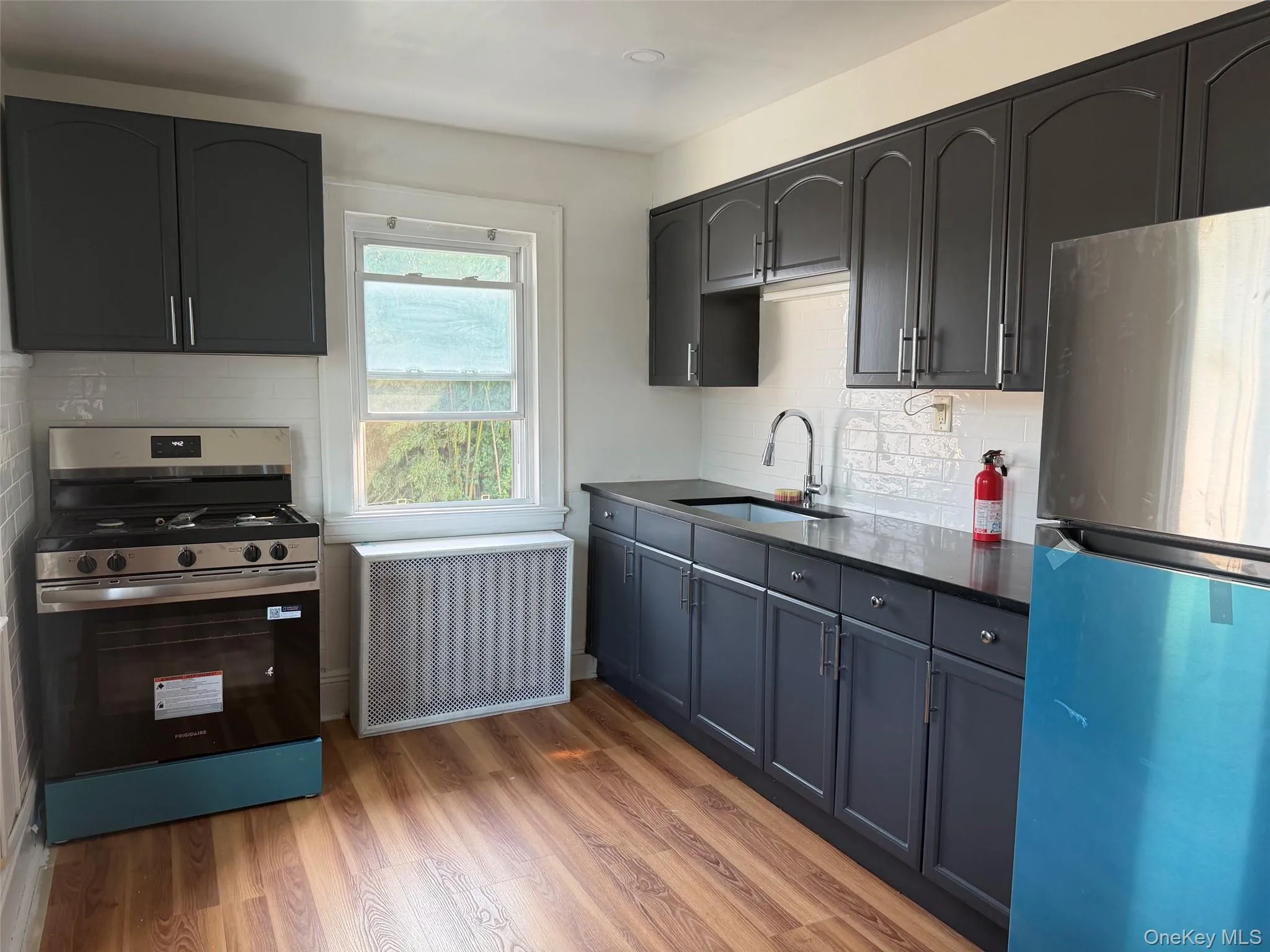 42 Lincoln Avenue, Hempstead, NY, 2 Bedrooms Bedrooms, 5 Rooms Rooms,1 BathroomBathrooms,Residential Lease,For Rent,Lincoln,0,1039182 42 Lincoln Avenue, Hempstead, NY, 2 Bedrooms Bedrooms, 5 Rooms Rooms,1 BathroomBathrooms,Residential Lease,For Rent,Lincoln,0,1039182