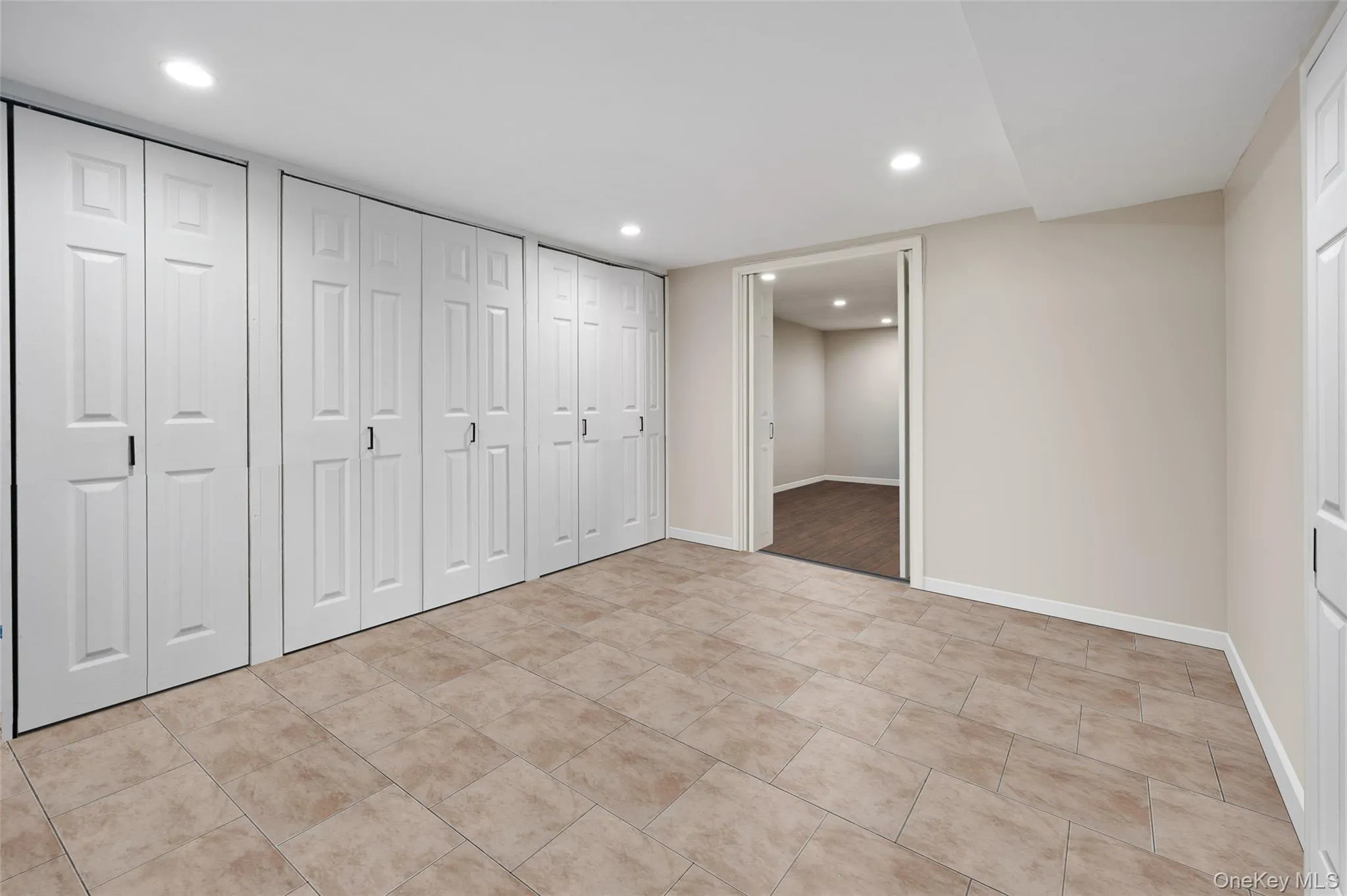 6991 Caldwell Avenue, New York, NY, 3 Bedrooms Bedrooms, 10 Rooms Rooms,2 BathroomsBathrooms,Residential,For Rent,Caldwell,0,1039184 6991 Caldwell Avenue, New York, NY, 3 Bedrooms Bedrooms, 10 Rooms Rooms,2 BathroomsBathrooms,Residential,For Rent,Caldwell,0,1039184