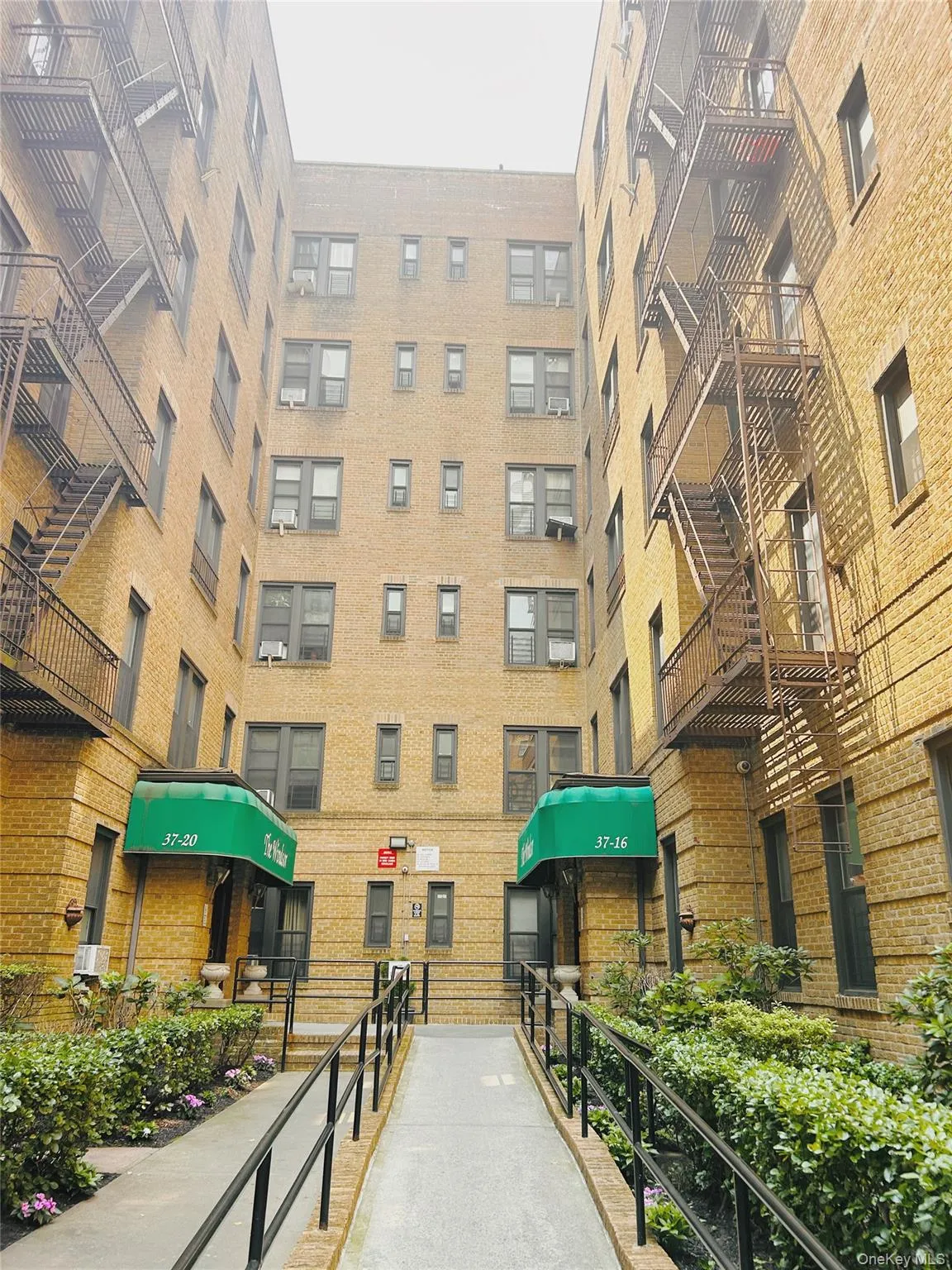 37-16 83rd Street, New York, NY, 1 Bedroom Bedrooms, 3 Rooms Rooms,1 BathroomBathrooms,Residential,For Rent,83rd,0,1039185 37-16 83rd Street, New York, NY, 1 Bedroom Bedrooms, 3 Rooms Rooms,1 BathroomBathrooms,Residential,For Rent,83rd,0,1039185