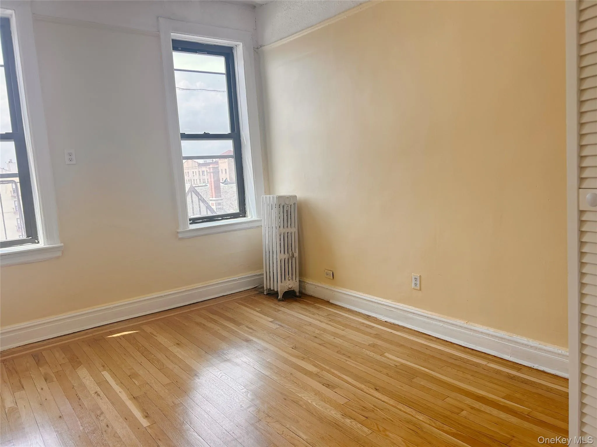 37-16 83rd Street, New York, NY, 1 Bedroom Bedrooms, 3 Rooms Rooms,1 BathroomBathrooms,Residential,For Rent,83rd,0,1039185 37-16 83rd Street, New York, NY, 1 Bedroom Bedrooms, 3 Rooms Rooms,1 BathroomBathrooms,Residential,For Rent,83rd,0,1039185