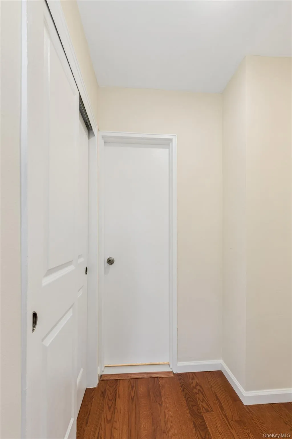 185 End Avenue, New York, NY, 2 Rooms Rooms,1 BathroomBathrooms,Residential,For Rent,End,0,1039186 185 End Avenue, New York, NY, 2 Rooms Rooms,1 BathroomBathrooms,Residential,For Rent,End,0,1039186