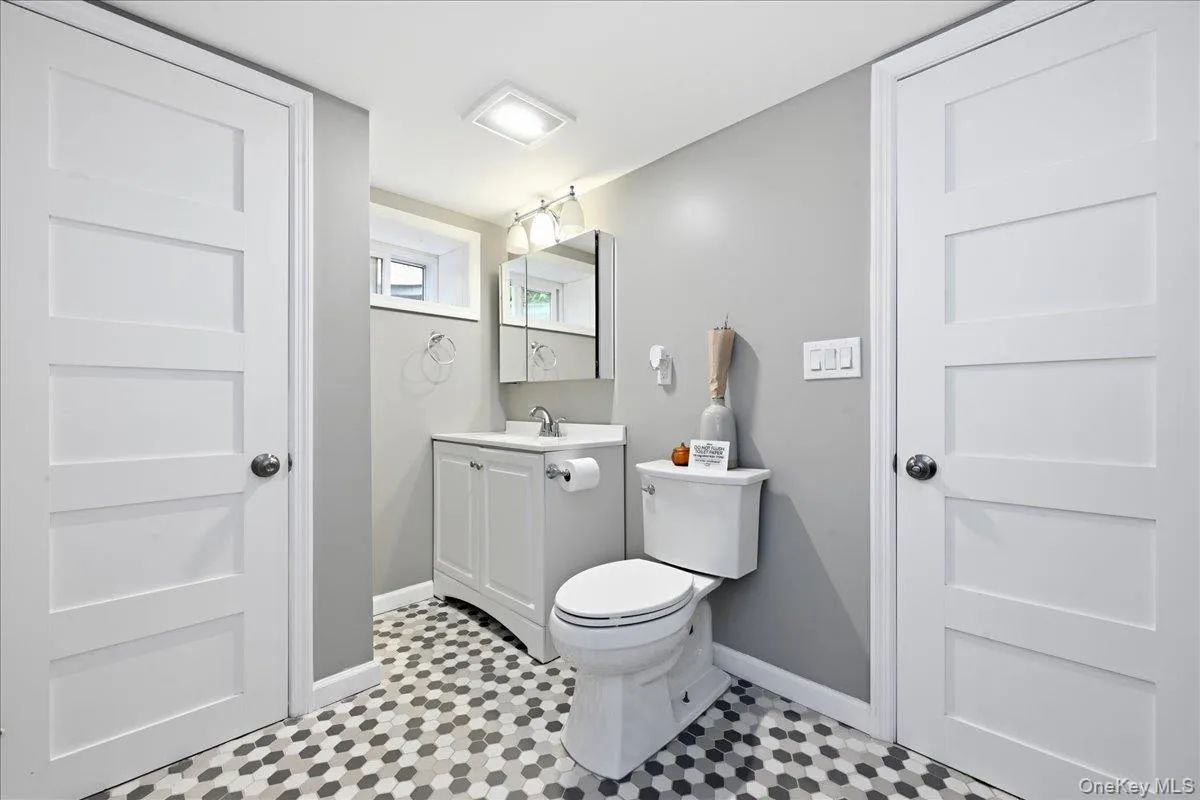 47 Fendale Street, Hempstead, NY, 4 Bedrooms Bedrooms, 7 Rooms Rooms,2 BathroomsBathrooms,Residential,For Rent,Fendale,0,1039188 47 Fendale Street, Hempstead, NY, 4 Bedrooms Bedrooms, 7 Rooms Rooms,2 BathroomsBathrooms,Residential,For Rent,Fendale,0,1039188