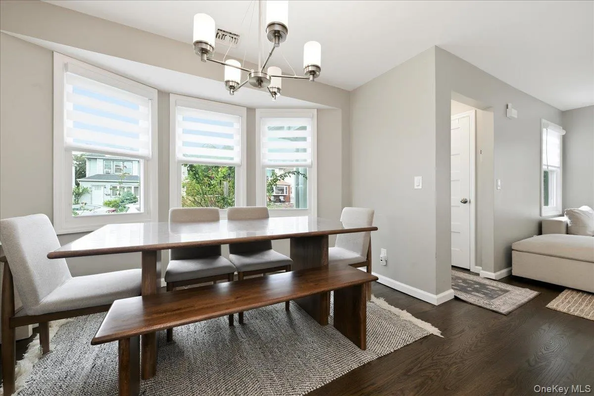 47 Fendale Street, Hempstead, NY, 4 Bedrooms Bedrooms, 7 Rooms Rooms,2 BathroomsBathrooms,Residential,For Rent,Fendale,0,1039188 47 Fendale Street, Hempstead, NY, 4 Bedrooms Bedrooms, 7 Rooms Rooms,2 BathroomsBathrooms,Residential,For Rent,Fendale,0,1039188