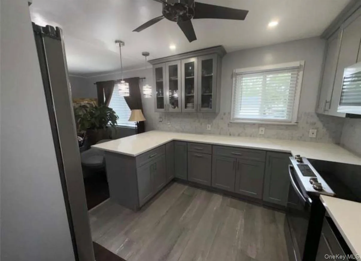 82 Schenectady Avenue, Babylon, NY, 3 Bedrooms Bedrooms, 5 Rooms Rooms,1 BathroomBathrooms,Residential Lease,For Rent,Schenectady,0,1039189 82 Schenectady Avenue, Babylon, NY, 3 Bedrooms Bedrooms, 5 Rooms Rooms,1 BathroomBathrooms,Residential Lease,For Rent,Schenectady,0,1039189