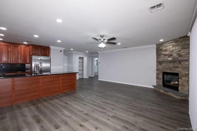26 Neal, Brookhaven, NY, 1 Bedroom Bedrooms, 4 Rooms Rooms,1 BathroomBathrooms,Residential Lease,For Rent,Neal,0,1039192 26 Neal, Brookhaven, NY, 1 Bedroom Bedrooms, 4 Rooms Rooms,1 BathroomBathrooms,Residential Lease,For Rent,Neal,0,1039192