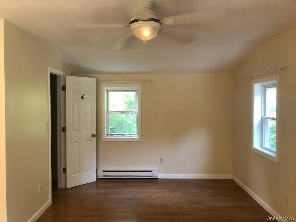 Bedroom with Walk In Closet Bedroom with Walk In Closet