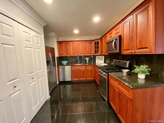 61 Neal, Brookhaven, NY, 2 Bedrooms Bedrooms, 6 Rooms Rooms,2 BathroomsBathrooms,Residential Lease,For Rent,Neal,0,1039197 61 Neal, Brookhaven, NY, 2 Bedrooms Bedrooms, 6 Rooms Rooms,2 BathroomsBathrooms,Residential Lease,For Rent,Neal,0,1039197