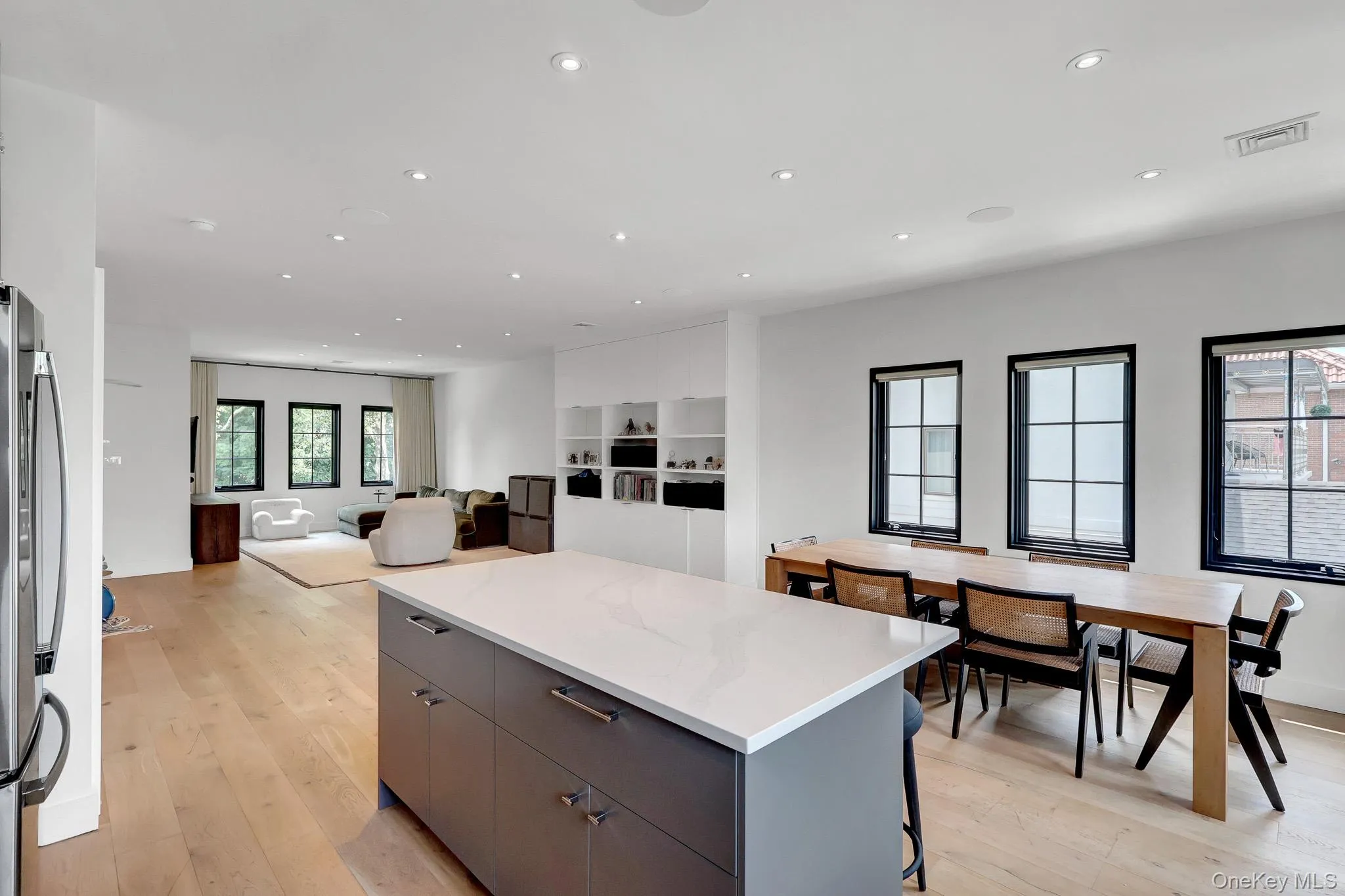 251-51 52nd Avenue, New York, NY, 4 Bedrooms Bedrooms, 15 Rooms Rooms,4 BathroomsBathrooms,Residential,For Rent,52nd,0,1039203 251-51 52nd Avenue, New York, NY, 4 Bedrooms Bedrooms, 15 Rooms Rooms,4 BathroomsBathrooms,Residential,For Rent,52nd,0,1039203
