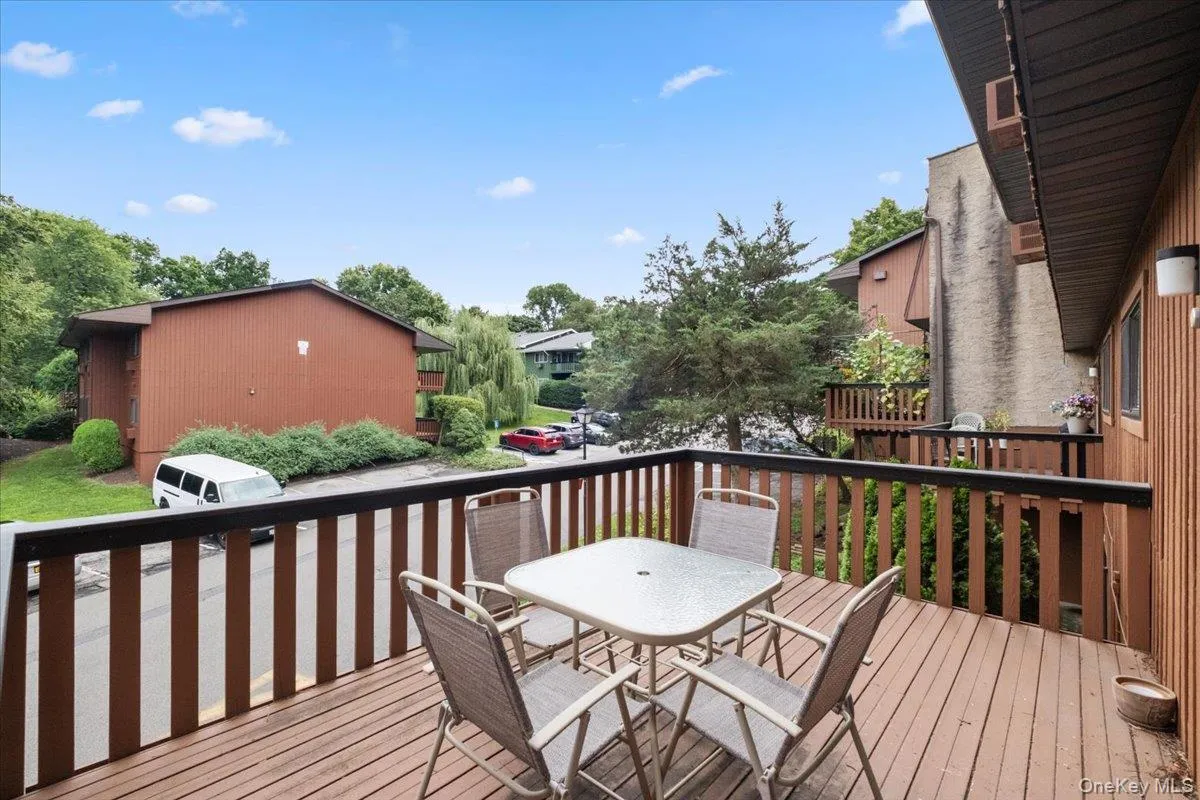 226 Coachlight Square, Cortlandt, NY, 3 Bedrooms Bedrooms, 6 Rooms Rooms,2 BathroomsBathrooms,Residential,For Rent,Coachlight,0,1039205 226 Coachlight Square, Cortlandt, NY, 3 Bedrooms Bedrooms, 6 Rooms Rooms,2 BathroomsBathrooms,Residential,For Rent,Coachlight,0,1039205