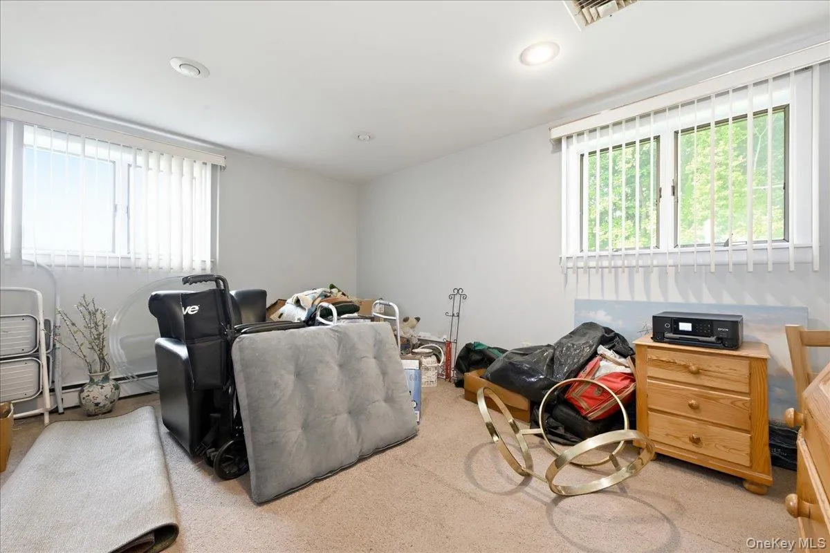 3790 Waverly Avenue, Hempstead, NY, 4 Bedrooms Bedrooms, 14 Rooms Rooms,2 BathroomsBathrooms,Residential,For Rent,Waverly,0,1039207 3790 Waverly Avenue, Hempstead, NY, 4 Bedrooms Bedrooms, 14 Rooms Rooms,2 BathroomsBathrooms,Residential,For Rent,Waverly,0,1039207