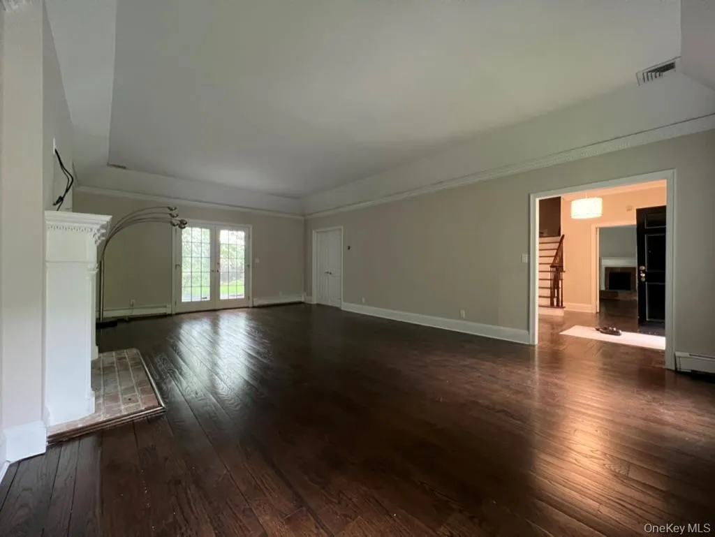 23 Matinecock Farms Road, Oyster Bay, NY, 5 Bedrooms Bedrooms, 9 Rooms Rooms,4 BathroomsBathrooms,Residential Lease,For Rent,Matinecock Farms,0,1039209 23 Matinecock Farms Road, Oyster Bay, NY, 5 Bedrooms Bedrooms, 9 Rooms Rooms,4 BathroomsBathrooms,Residential Lease,For Rent,Matinecock Farms,0,1039209