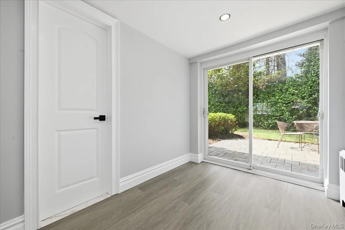 90 Grohmans Lane, Oyster Bay, NY, 3 Bedrooms Bedrooms, 14 Rooms Rooms,2 BathroomsBathrooms,Residential,For Rent,Grohmans,0,1039211 90 Grohmans Lane, Oyster Bay, NY, 3 Bedrooms Bedrooms, 14 Rooms Rooms,2 BathroomsBathrooms,Residential,For Rent,Grohmans,0,1039211