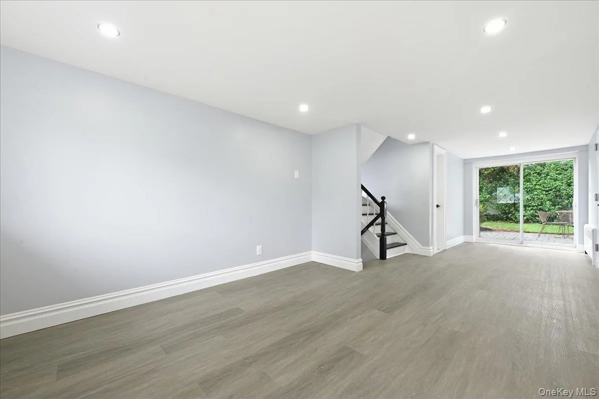 90 Grohmans Lane, Oyster Bay, NY, 3 Bedrooms Bedrooms, 14 Rooms Rooms,2 BathroomsBathrooms,Residential,For Rent,Grohmans,0,1039211 90 Grohmans Lane, Oyster Bay, NY, 3 Bedrooms Bedrooms, 14 Rooms Rooms,2 BathroomsBathrooms,Residential,For Rent,Grohmans,0,1039211