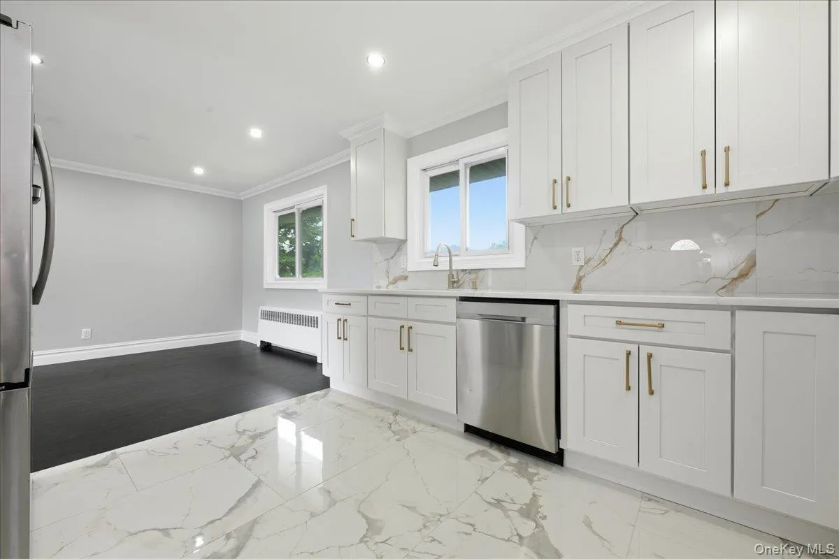90 Grohmans Lane, Oyster Bay, NY, 3 Bedrooms Bedrooms, 14 Rooms Rooms,2 BathroomsBathrooms,Residential,For Rent,Grohmans,0,1039211 90 Grohmans Lane, Oyster Bay, NY, 3 Bedrooms Bedrooms, 14 Rooms Rooms,2 BathroomsBathrooms,Residential,For Rent,Grohmans,0,1039211