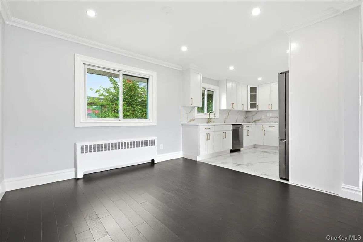90 Grohmans Lane, Oyster Bay, NY, 3 Bedrooms Bedrooms, 14 Rooms Rooms,2 BathroomsBathrooms,Residential,For Rent,Grohmans,0,1039211 90 Grohmans Lane, Oyster Bay, NY, 3 Bedrooms Bedrooms, 14 Rooms Rooms,2 BathroomsBathrooms,Residential,For Rent,Grohmans,0,1039211
