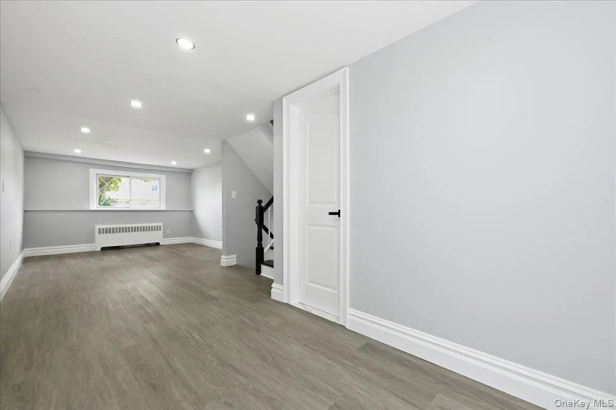 90 Grohmans Lane, Oyster Bay, NY, 3 Bedrooms Bedrooms, 14 Rooms Rooms,2 BathroomsBathrooms,Residential,For Rent,Grohmans,0,1039211 90 Grohmans Lane, Oyster Bay, NY, 3 Bedrooms Bedrooms, 14 Rooms Rooms,2 BathroomsBathrooms,Residential,For Rent,Grohmans,0,1039211