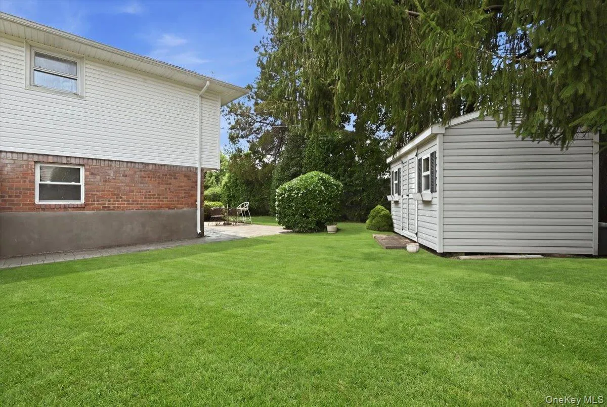 90 Grohmans Lane, Oyster Bay, NY, 3 Bedrooms Bedrooms, 14 Rooms Rooms,2 BathroomsBathrooms,Residential,For Rent,Grohmans,0,1039211 90 Grohmans Lane, Oyster Bay, NY, 3 Bedrooms Bedrooms, 14 Rooms Rooms,2 BathroomsBathrooms,Residential,For Rent,Grohmans,0,1039211